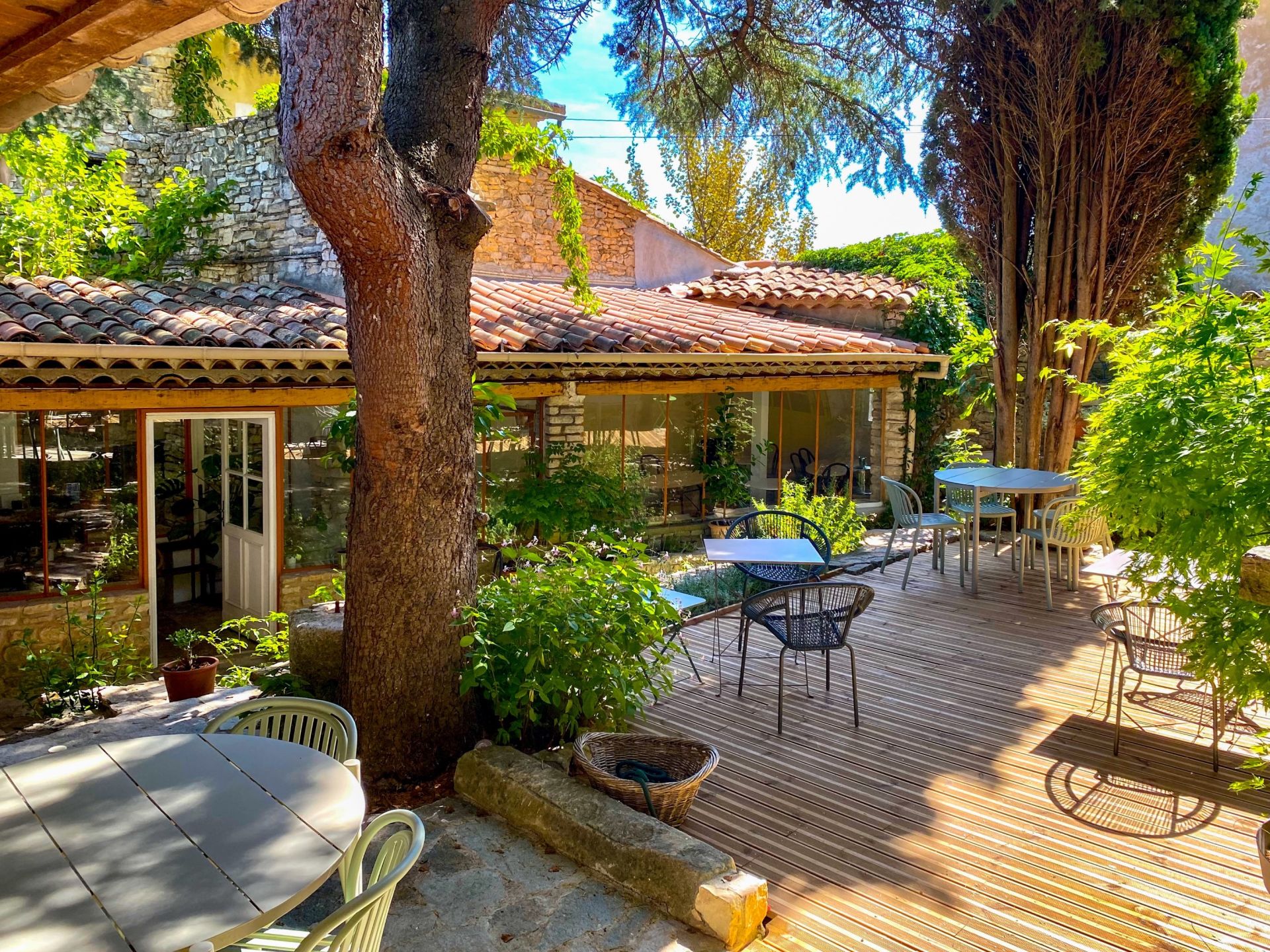 luxury house 27 Rooms for sale on ST MARTIN DE CASTILLON (84750)