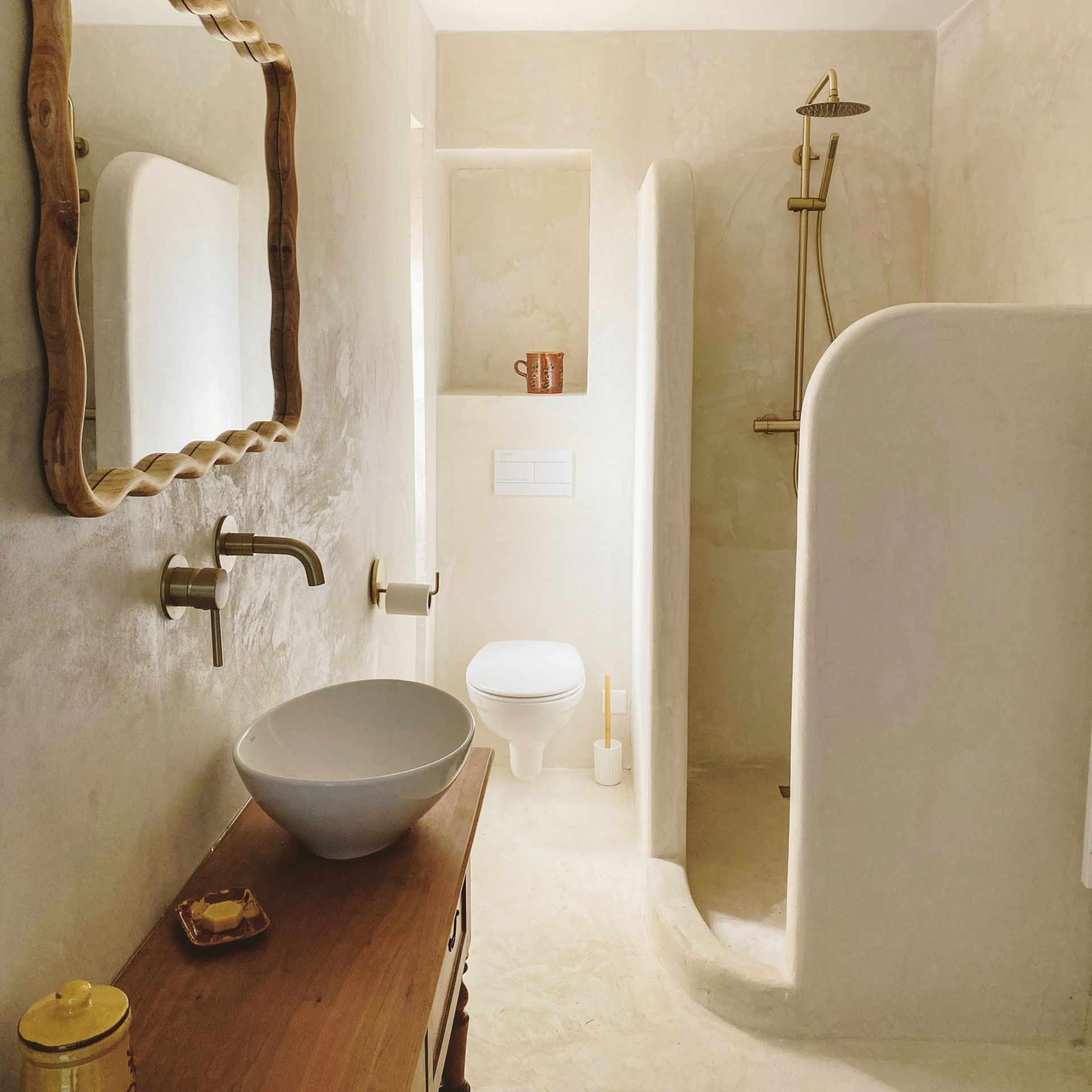 luxury house 27 Rooms for sale on ST MARTIN DE CASTILLON (84750)