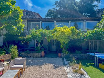 Sale Luxury house Saint-Martin-de-Castillon 27 Rooms 446 m²