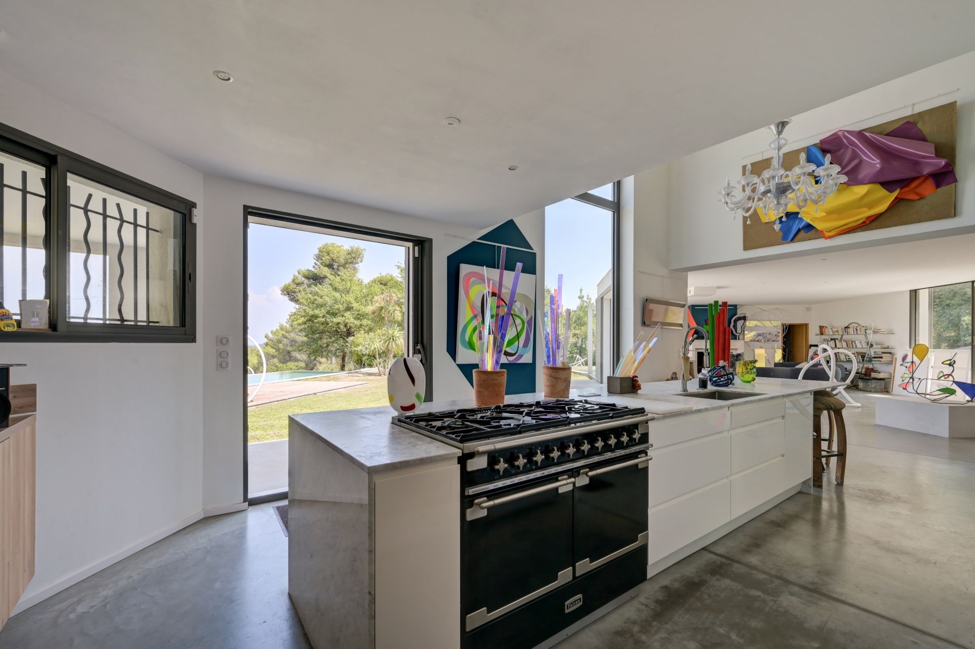 luxury house 6 Rooms for sale on AIX EN PROVENCE (13100)