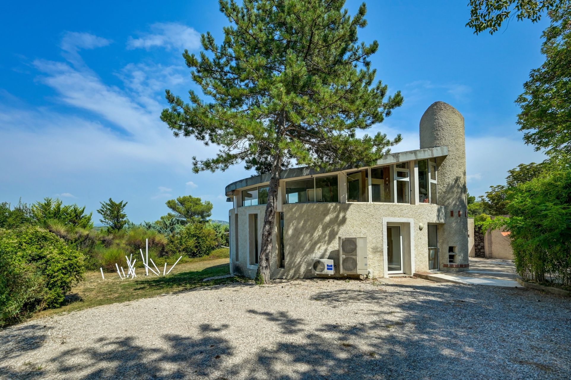 luxury house 2 Rooms for sale on AIX EN PROVENCE (13100)