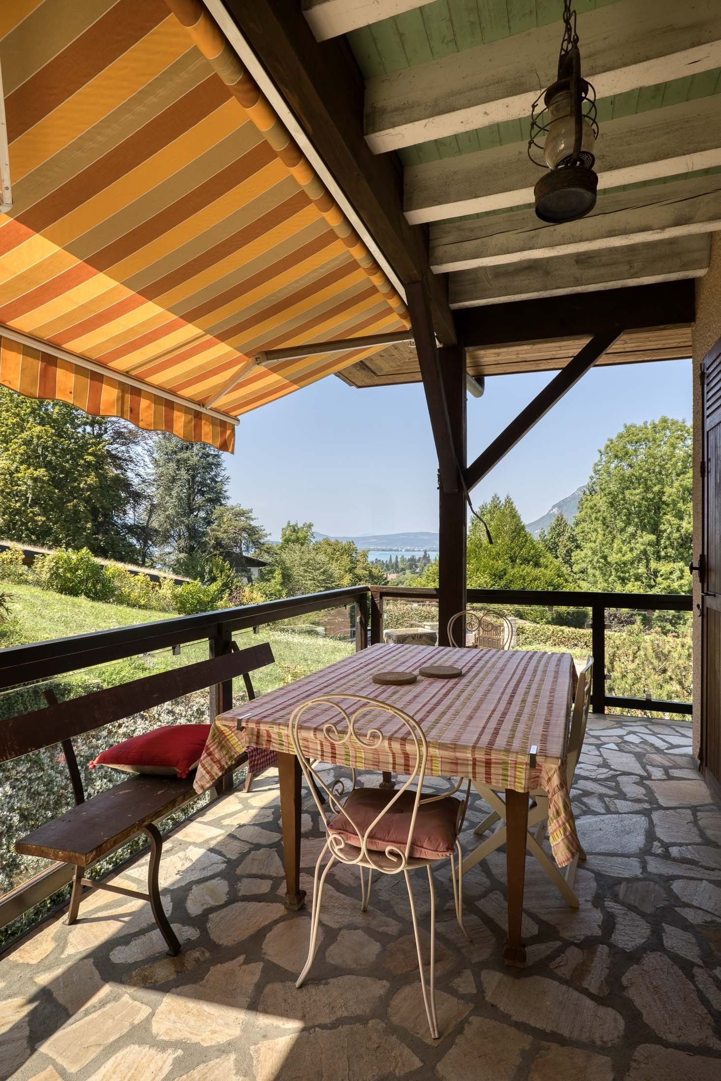 maison de luxe 10 Pièces en vente sur MENTHON ST BERNARD (74290)