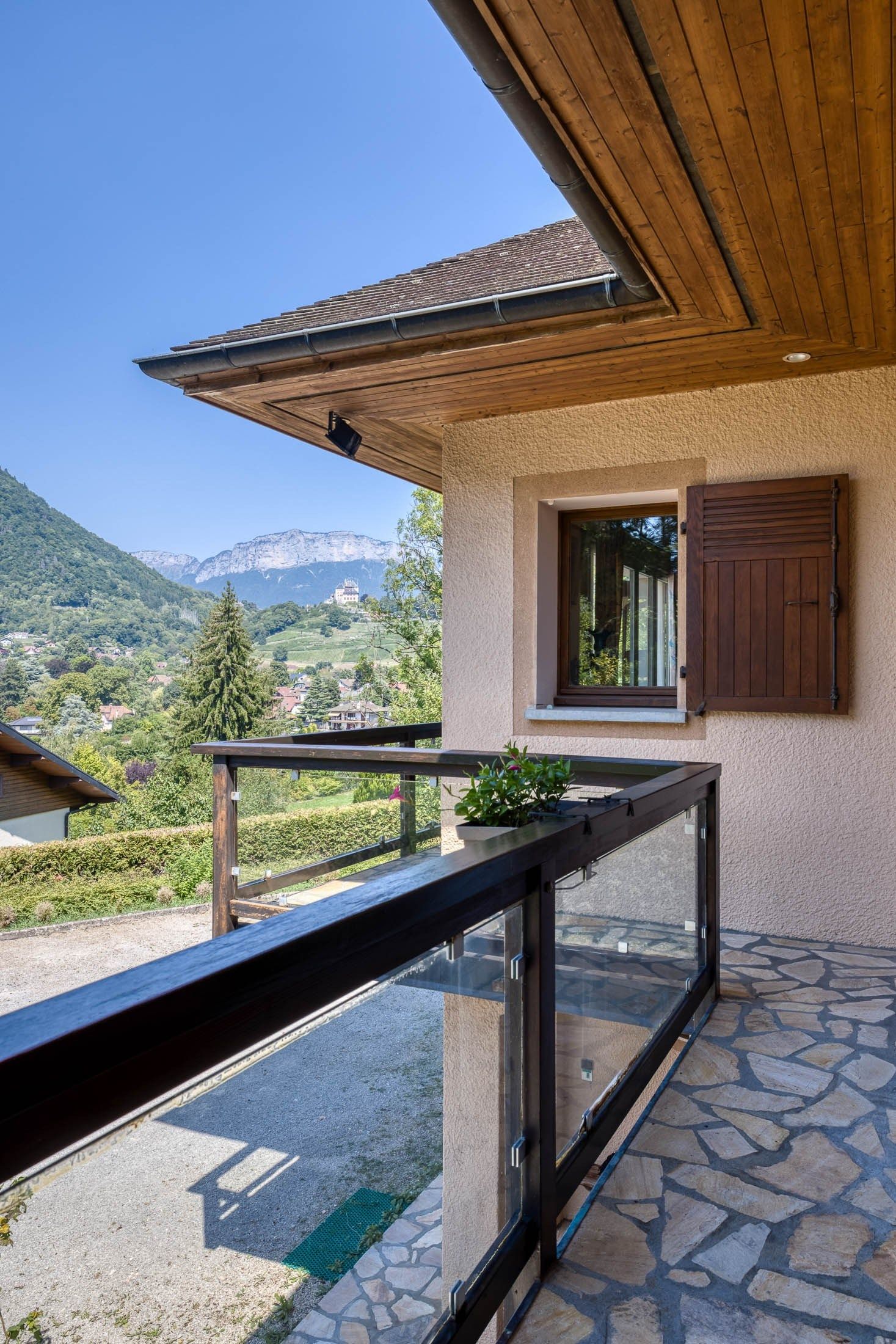 maison de luxe 10 Pièces en vente sur MENTHON ST BERNARD (74290)