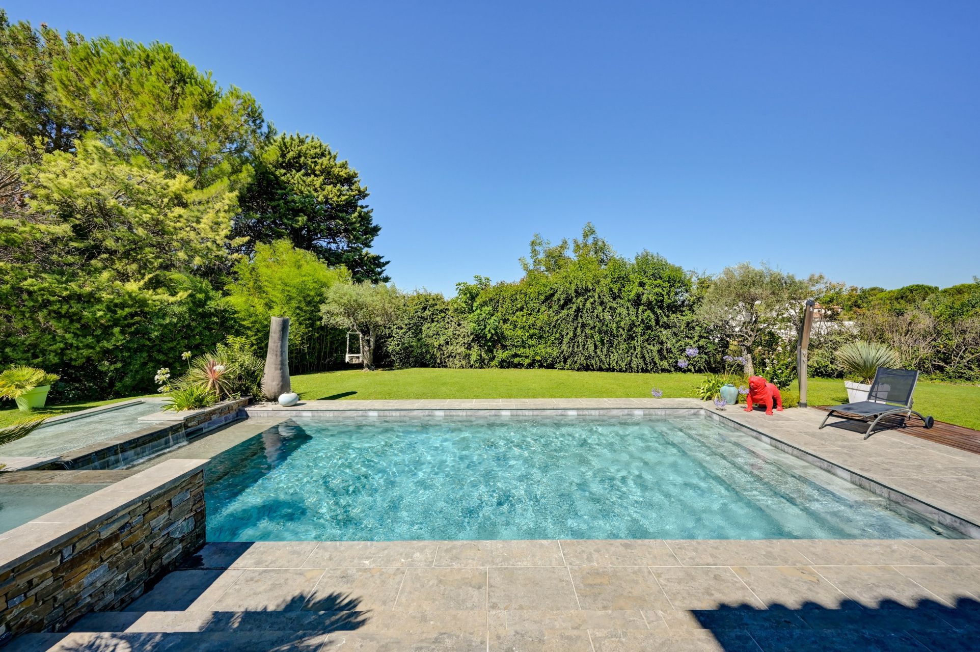 luxury house 6 Rooms for sale on AIX EN PROVENCE (13100)