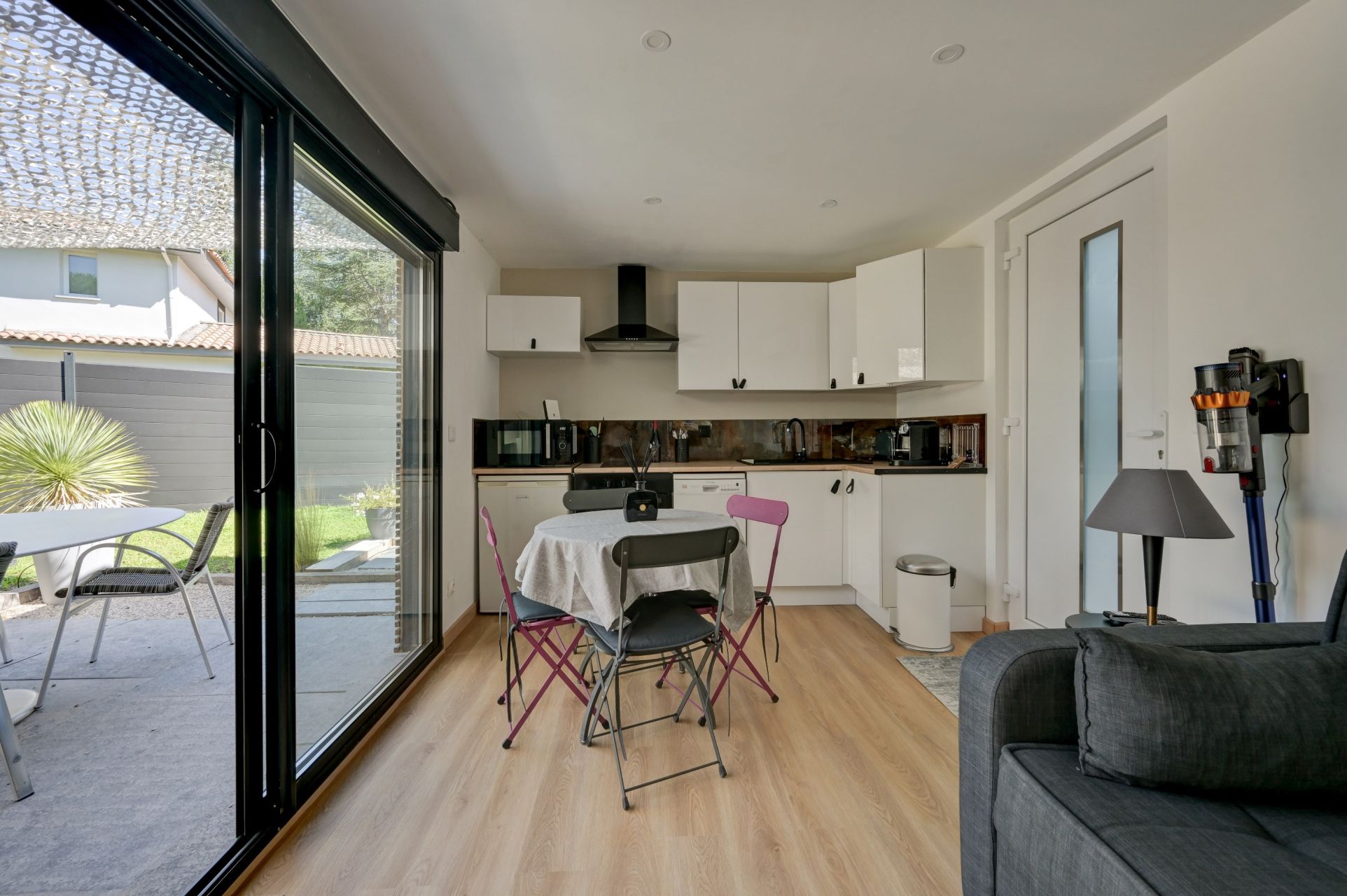 luxury house 6 Rooms for sale on AIX EN PROVENCE (13100)