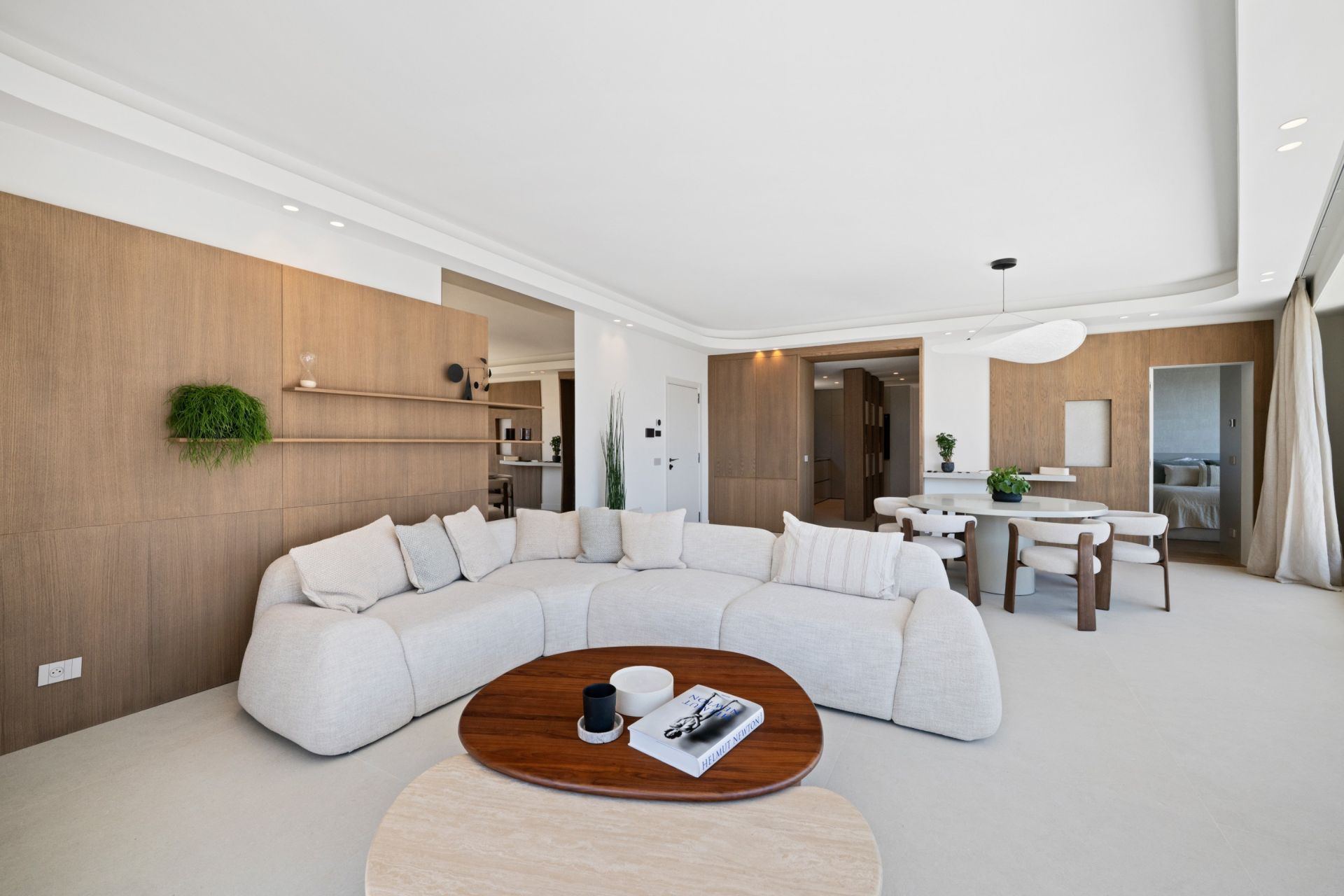 luxury villa 5 Rooms for sale on NICE (06000)