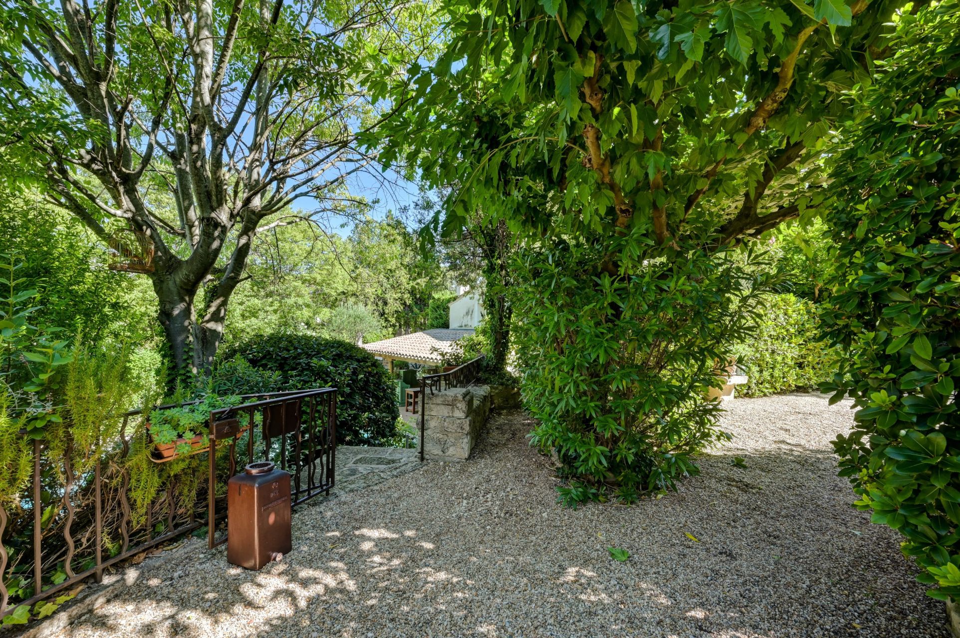 mas 15 Pièces en vente sur ST REMY DE PROVENCE (13210)