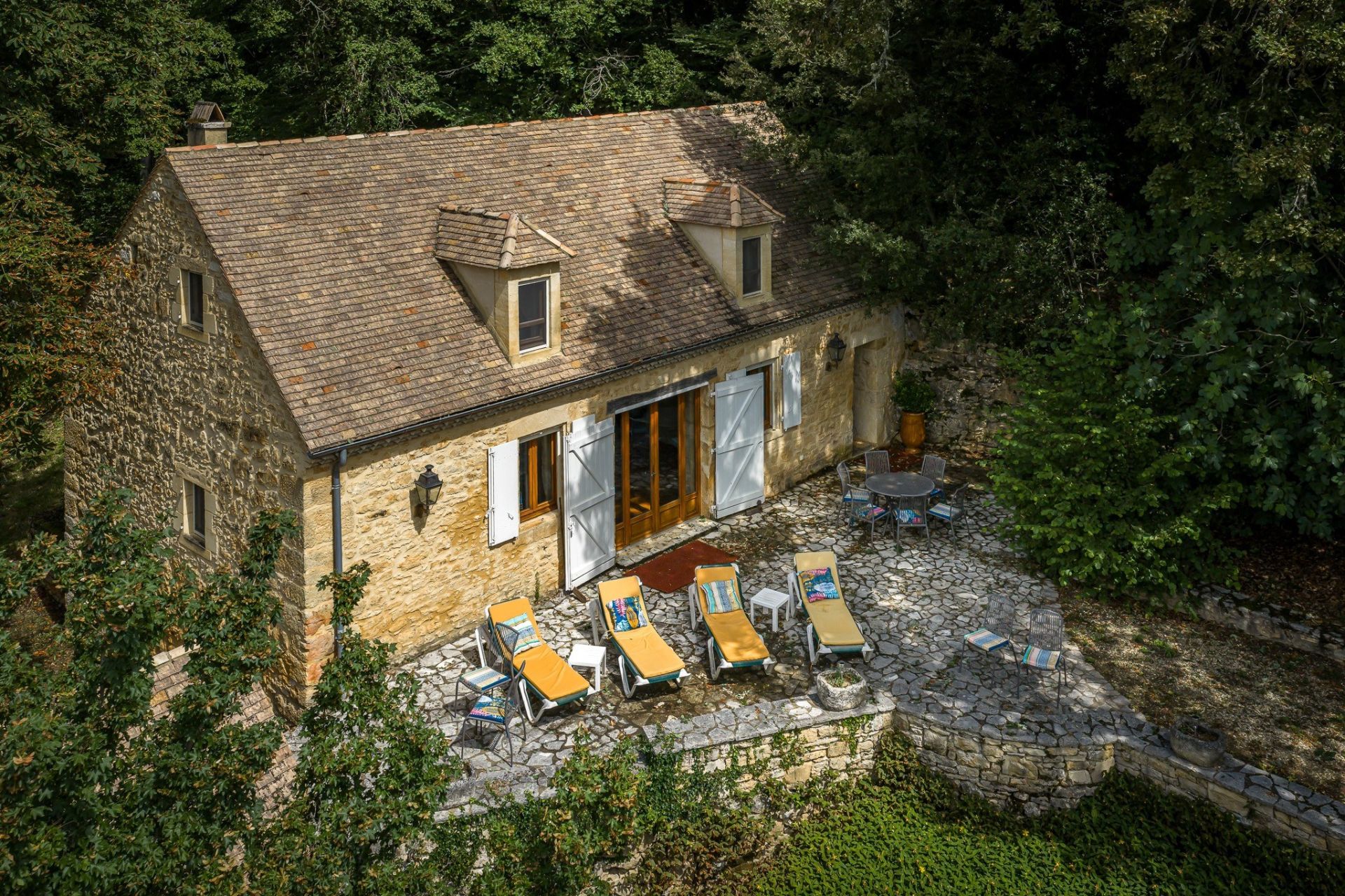 maison de luxe 12 Pièces en vente sur BEYNAC ET CAZENAC (24220)