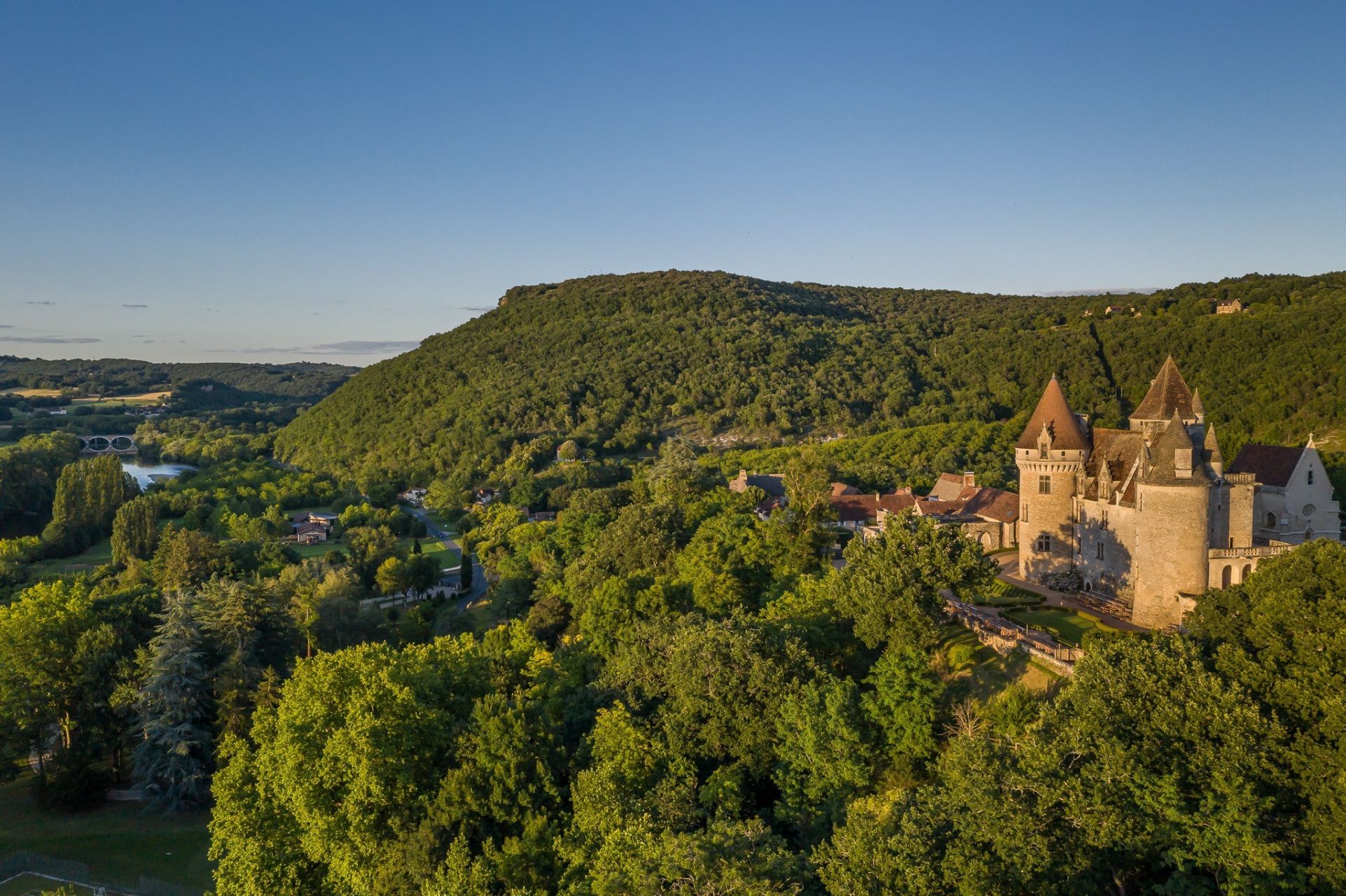 maison de luxe 12 Pièces en vente sur BEYNAC ET CAZENAC (24220)