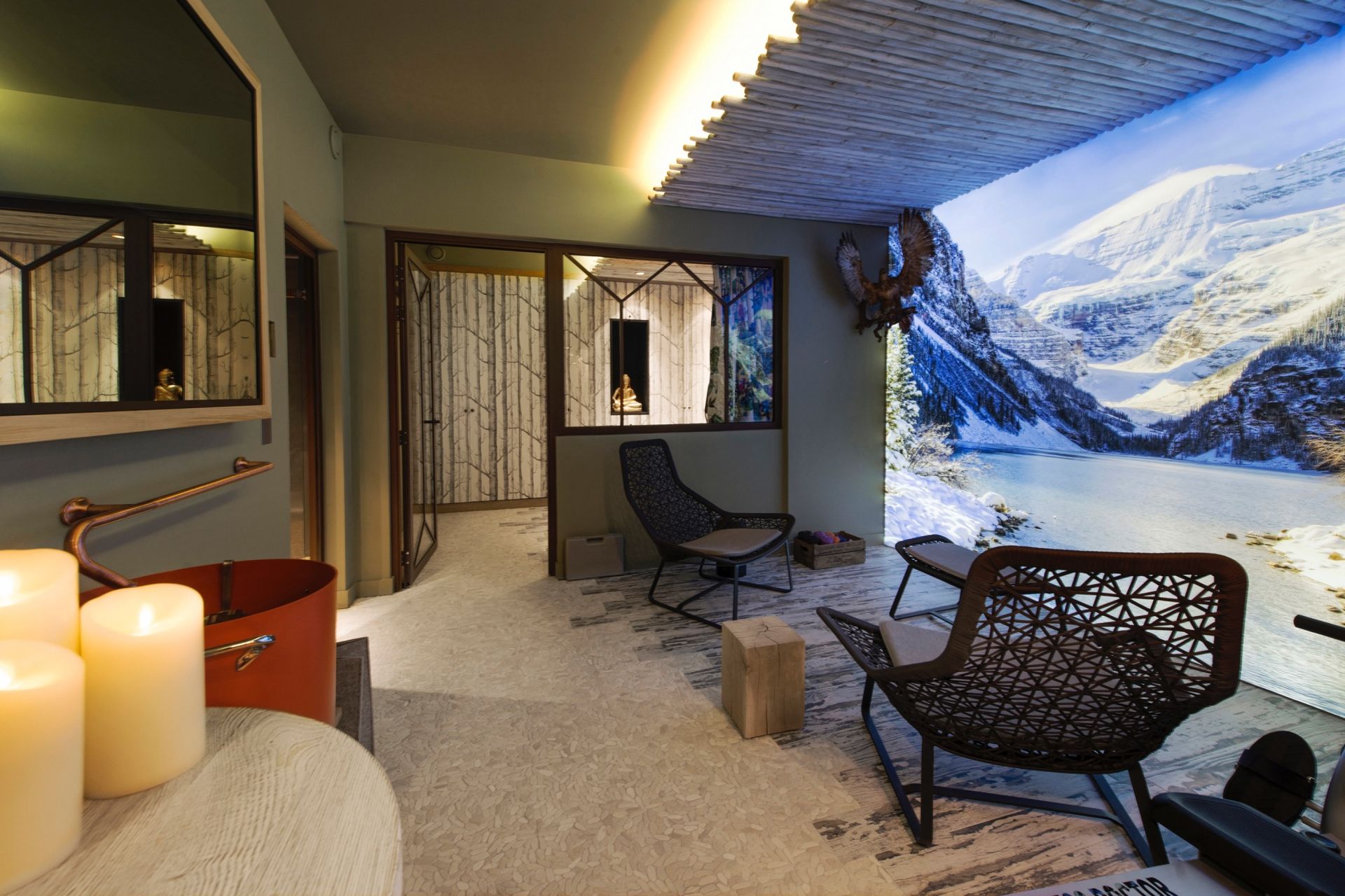 luxury chalet 15 Rooms for seasonal rent on COURCHEVEL (73120)