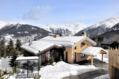 Rental Luxury chalet Courchevel 15&nbsp;Rooms 640&nbsp;m²