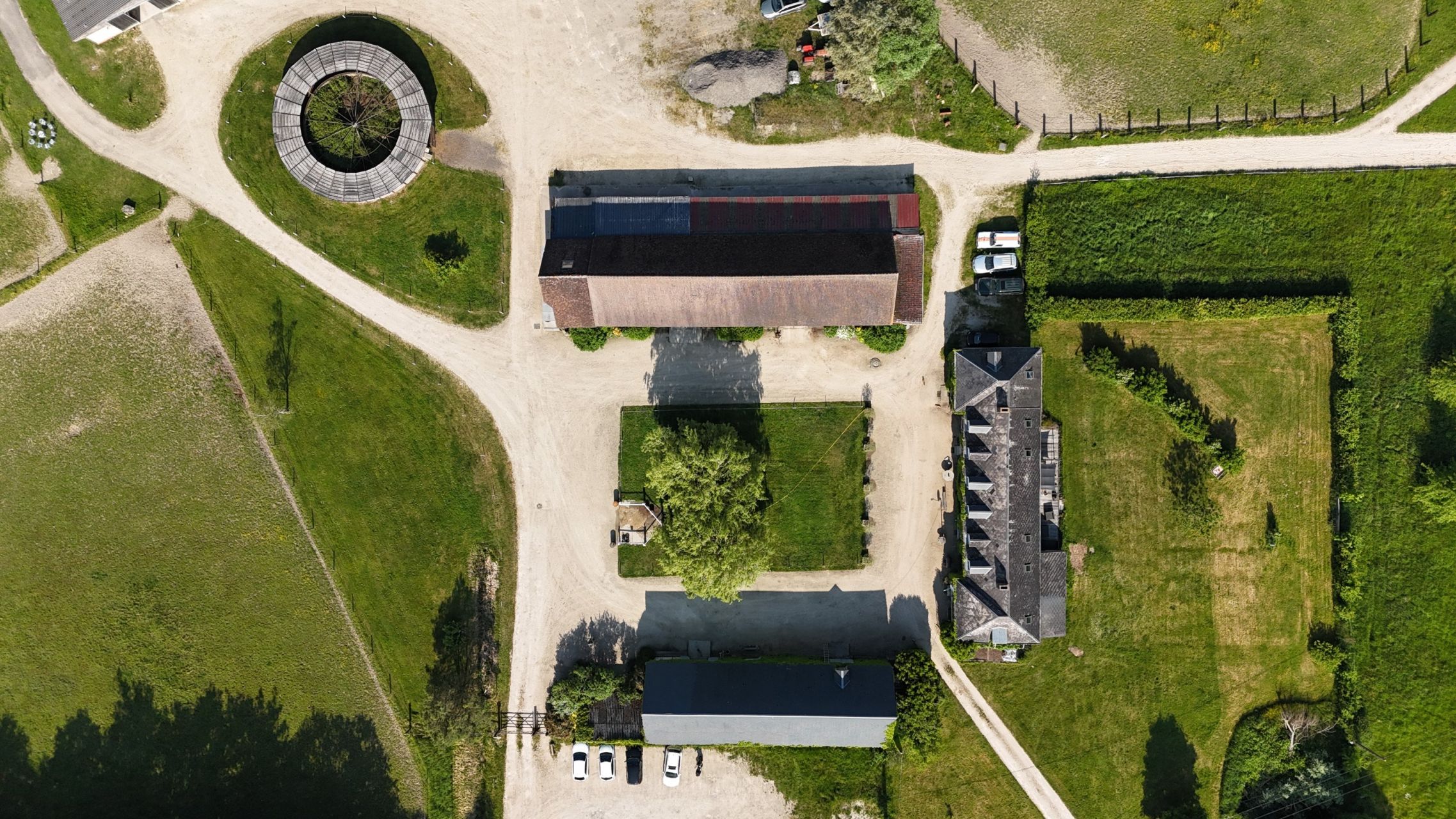 equestrian property 7 Rooms for sale on ARDON (45160)