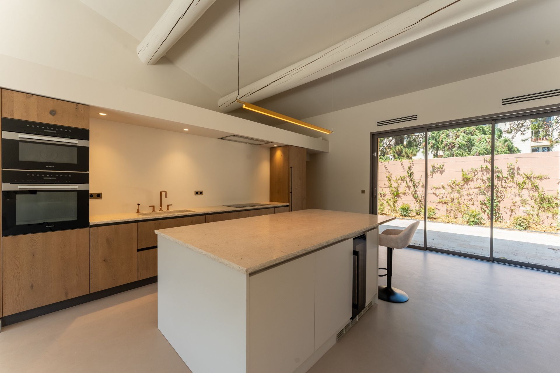 townhouse 6 Rooms for sale on ST REMY DE PROVENCE (13210)