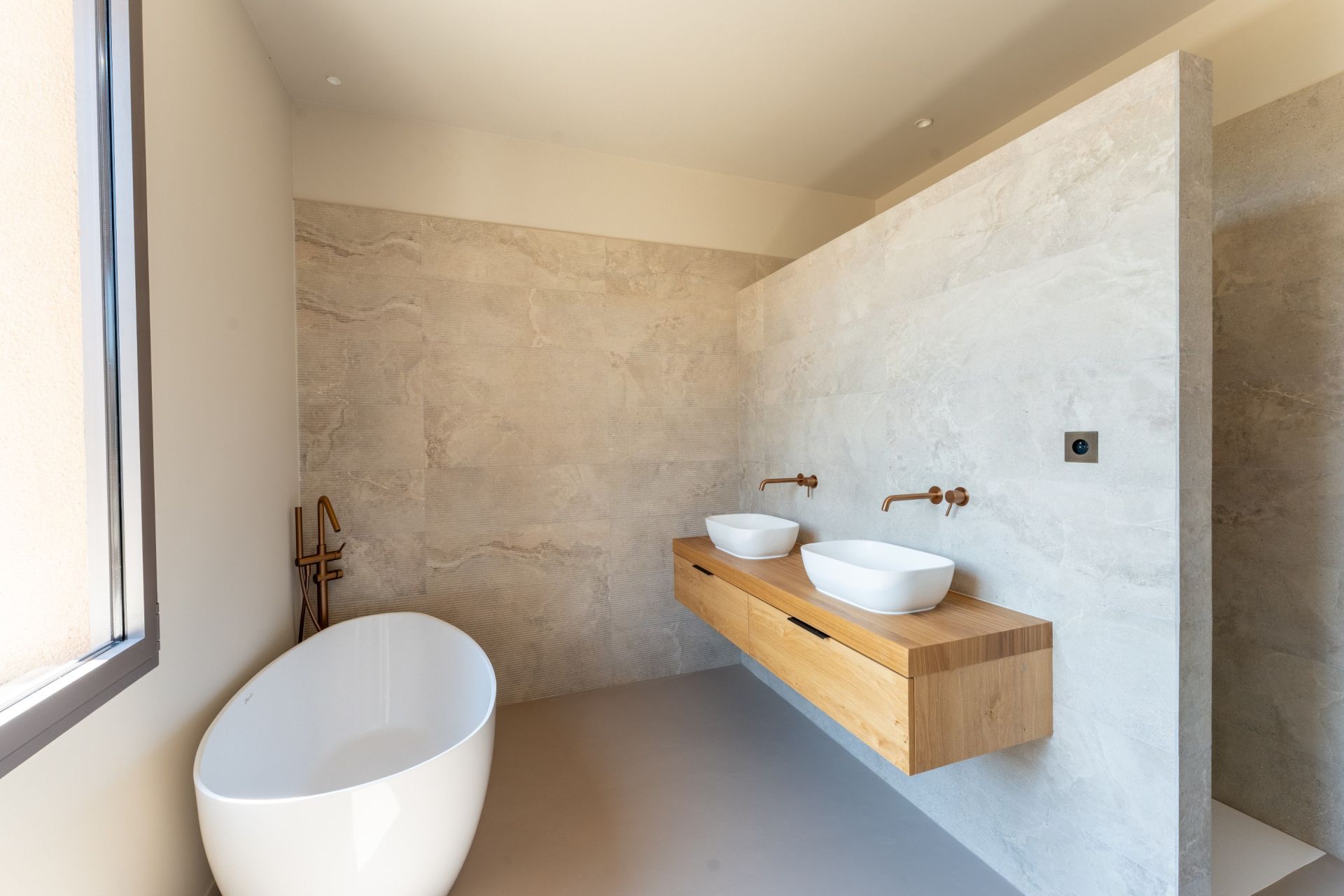 townhouse 6 Rooms for sale on ST REMY DE PROVENCE (13210)