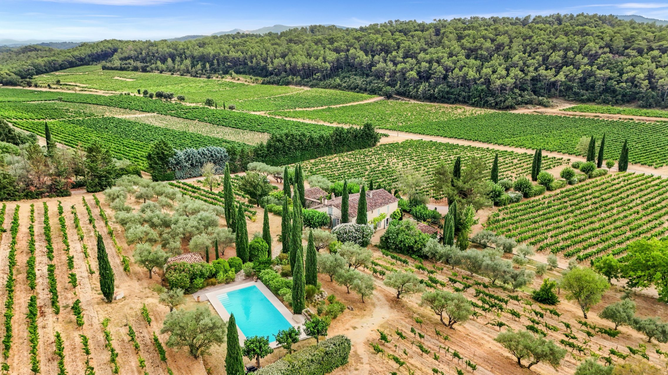 propriété viticole 11 Pièces en vente sur ENTRECASTEAUX (83570)