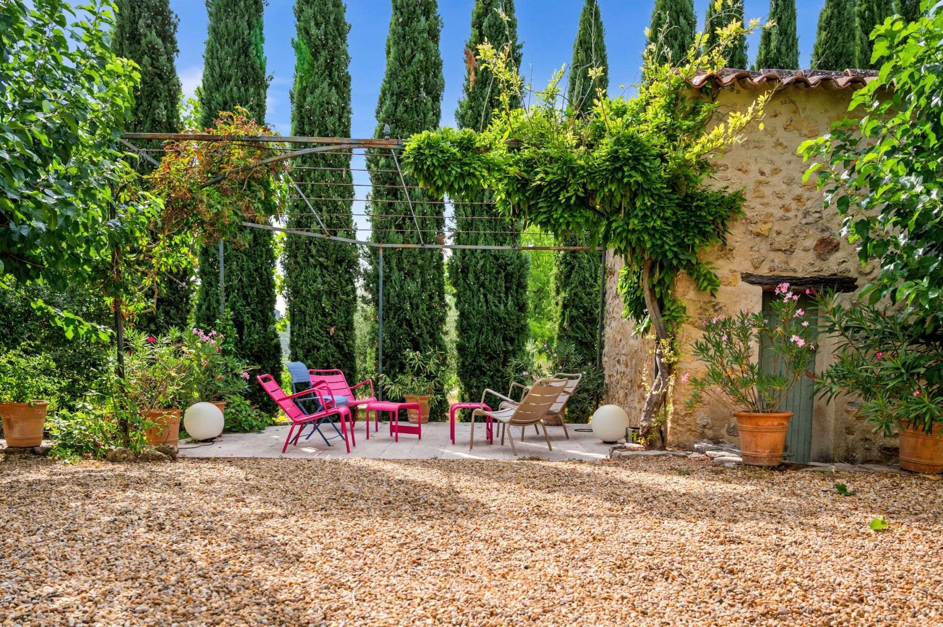 propriété viticole 11 Pièces en vente sur ENTRECASTEAUX (83570)