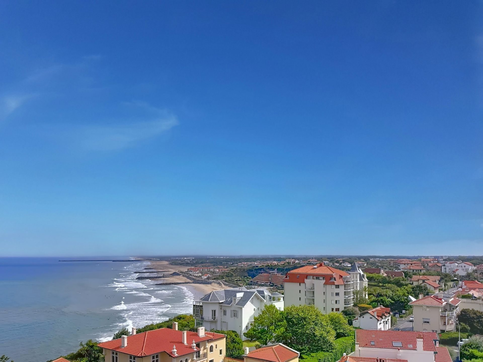 luxury apartment 2 Rooms for sale on BIARRITZ (64200)