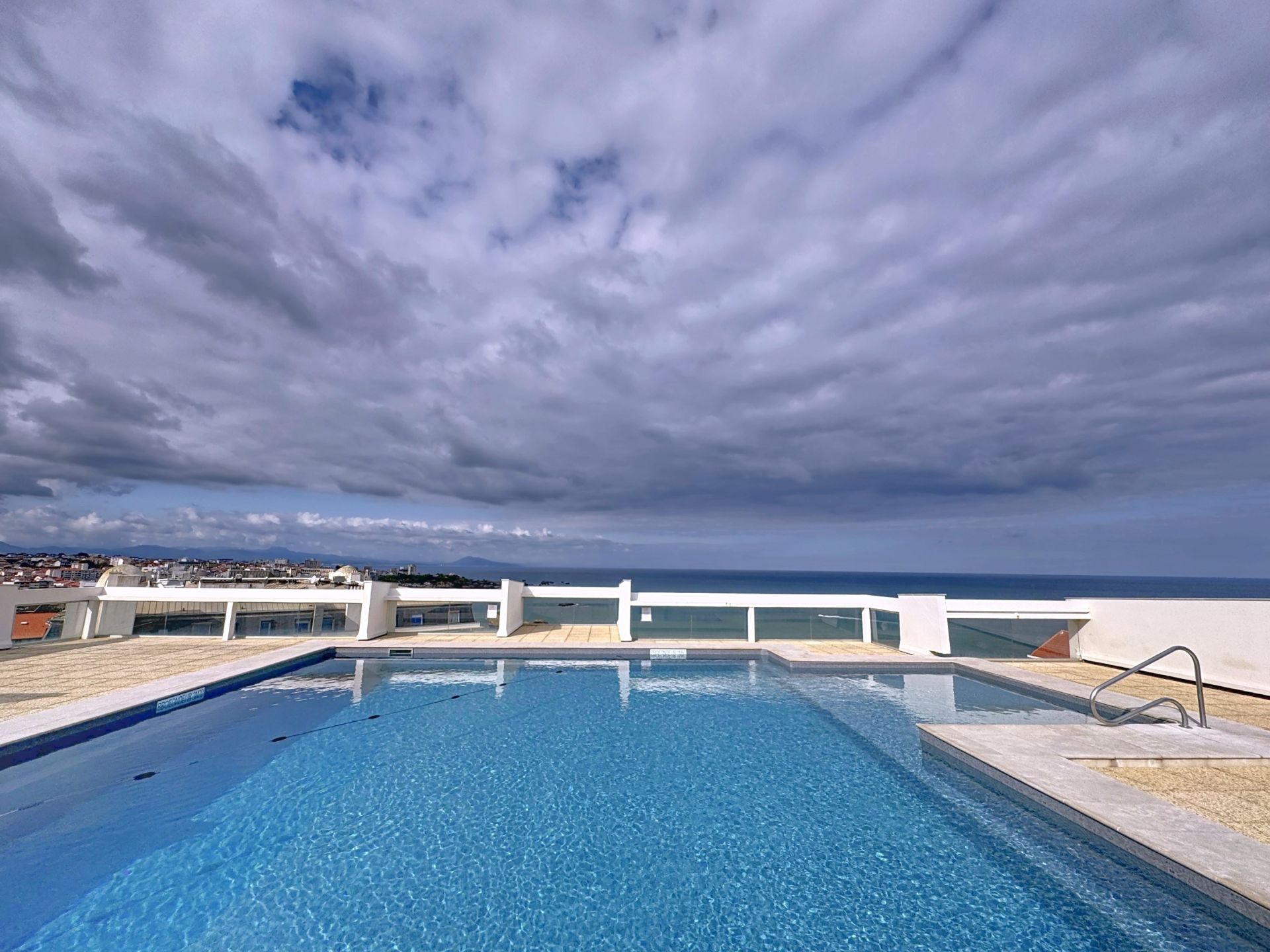 luxury apartment 2 Rooms for sale on BIARRITZ (64200)