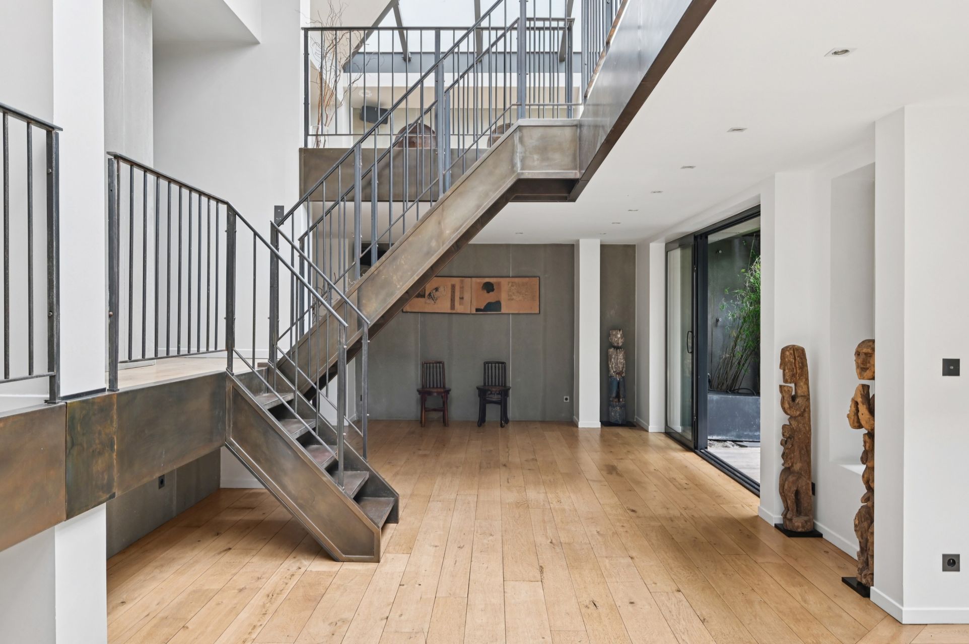 luxury apartment 5 Rooms for sale on PARIS (75003)