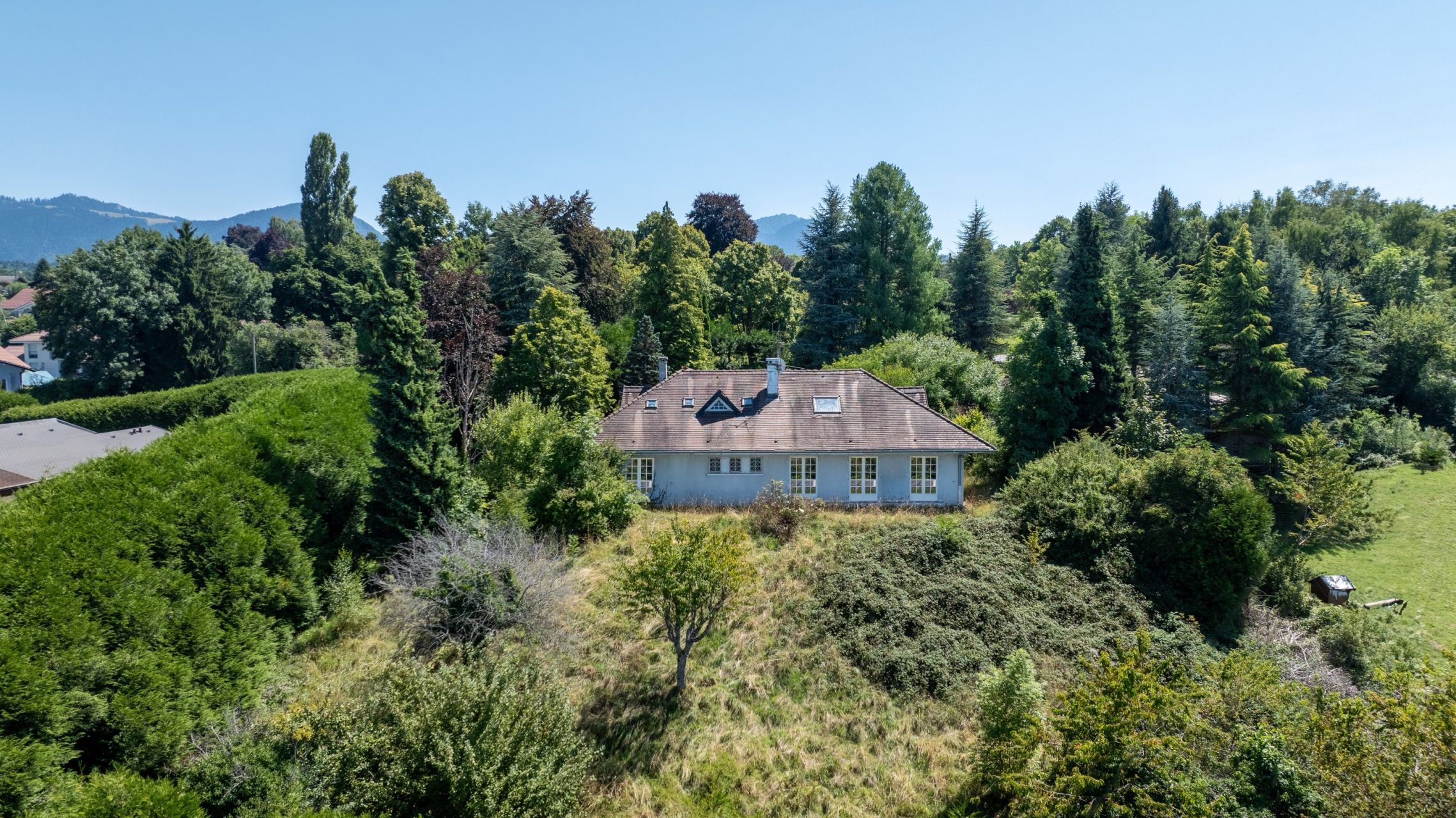 maison de luxe 8 Pièces en vente sur ST PAUL EN CHABLAIS (74500)
