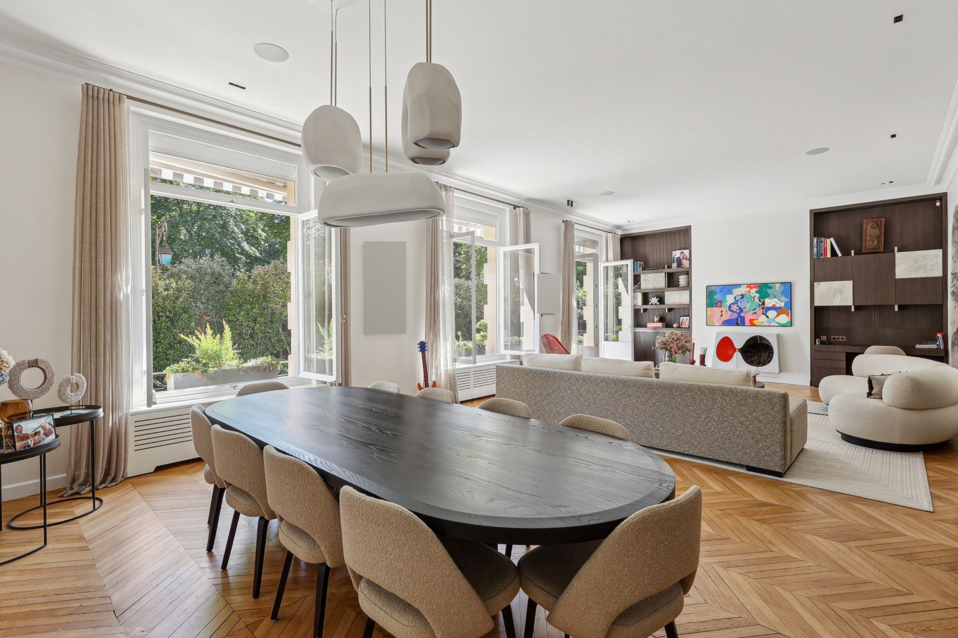 luxury apartment 6 Rooms for sale on NEUILLY SUR SEINE (92200)