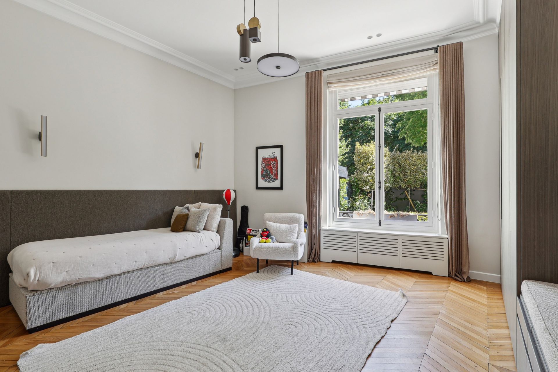 luxury apartment 6 Rooms for sale on NEUILLY SUR SEINE (92200)