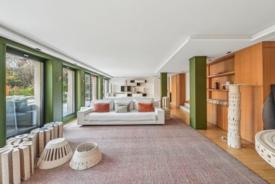 Sale Luxury apartment Neuilly-sur-Seine 7 Rooms 253 m²