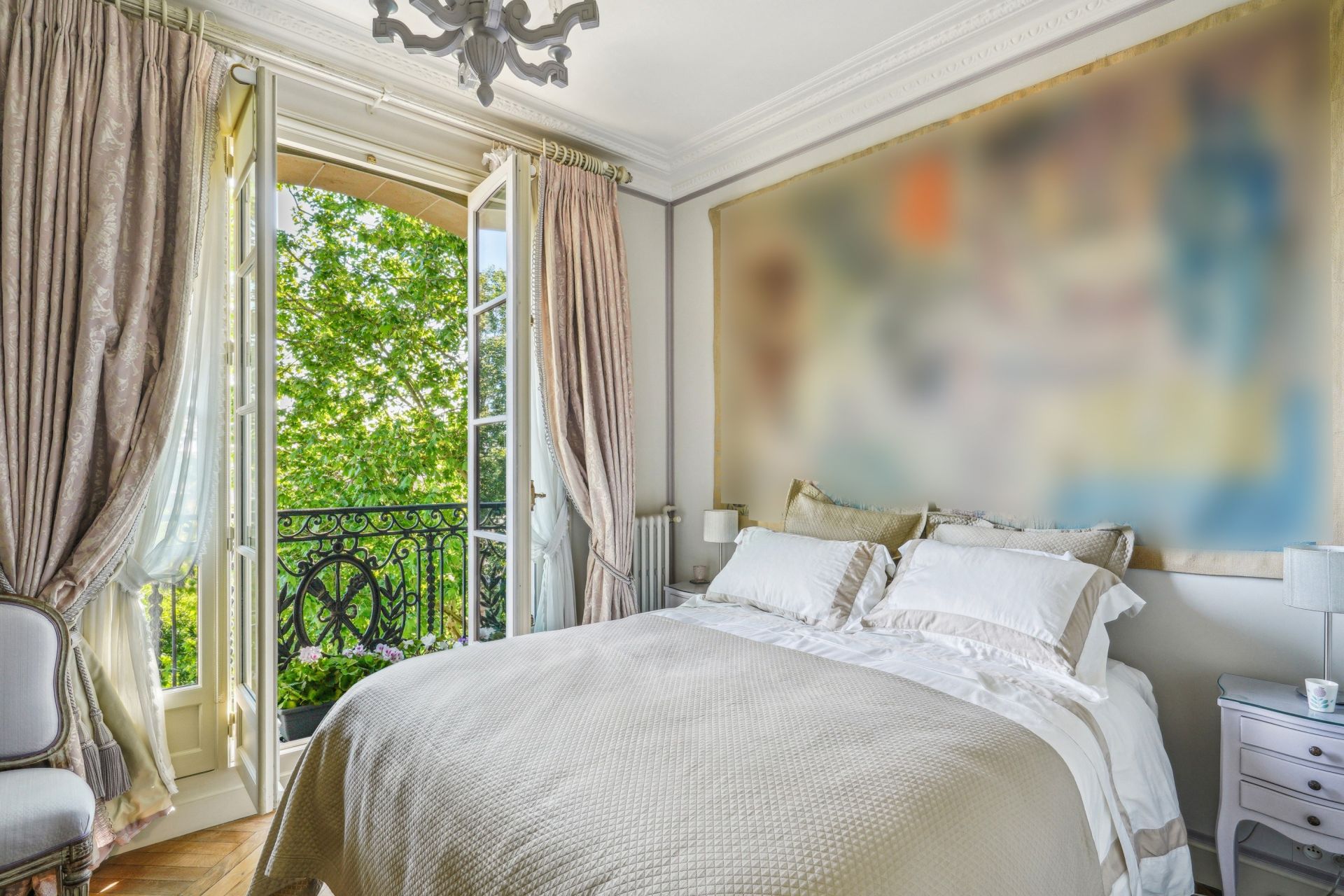 luxury apartment 5 Rooms for sale on PARIS (75015)