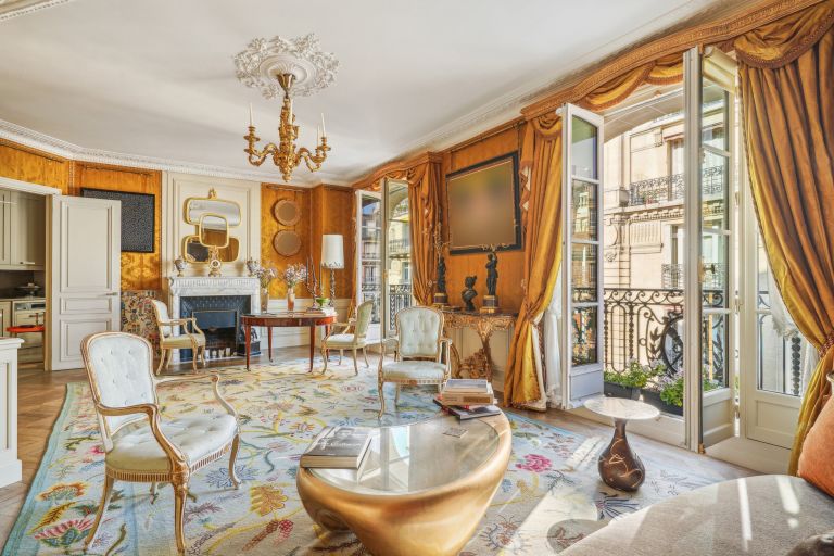 luxury apartment 5 Rooms for sale on PARIS (75015)