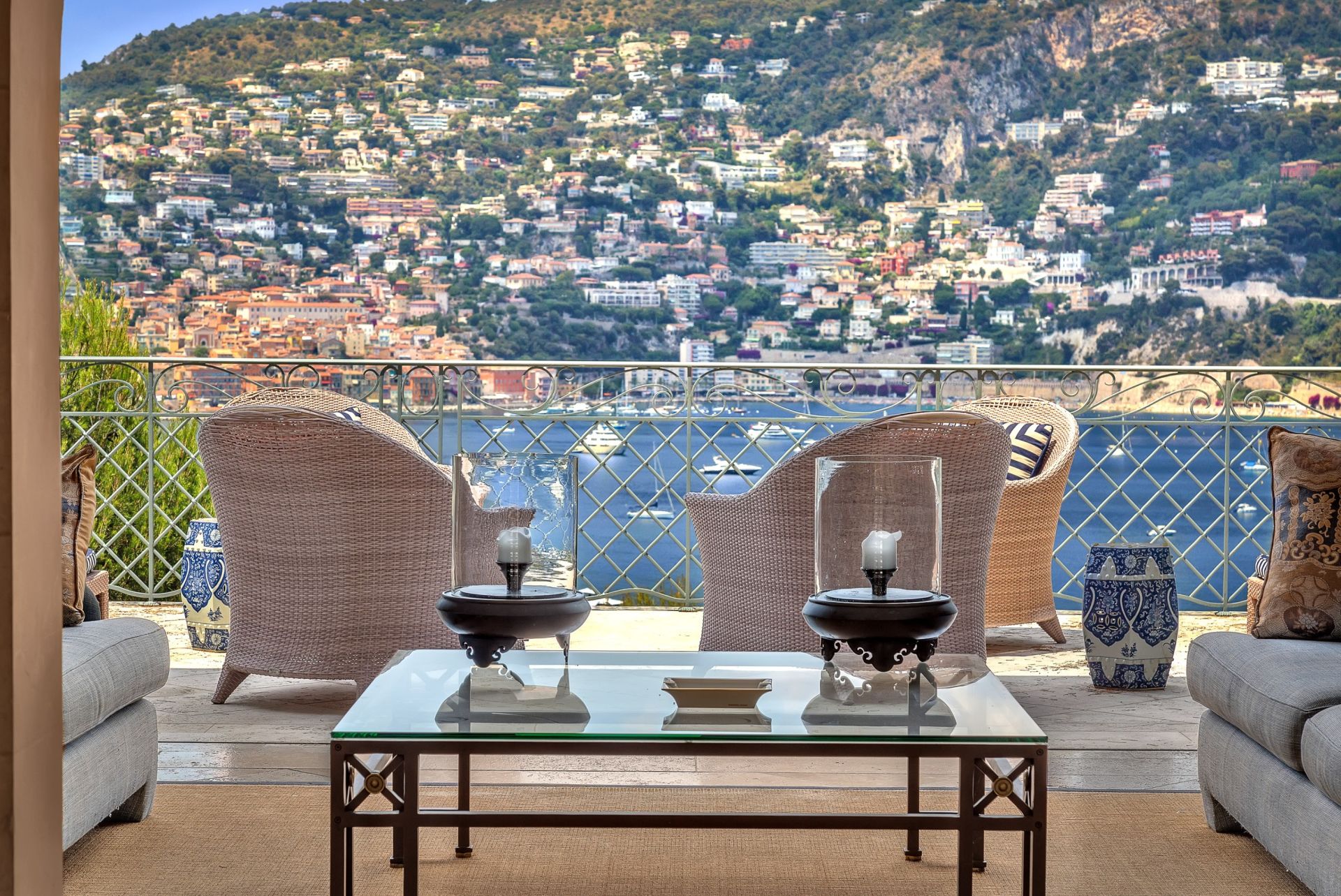 luxury villa 12 Rooms for sale on ST JEAN CAP FERRAT (06230)