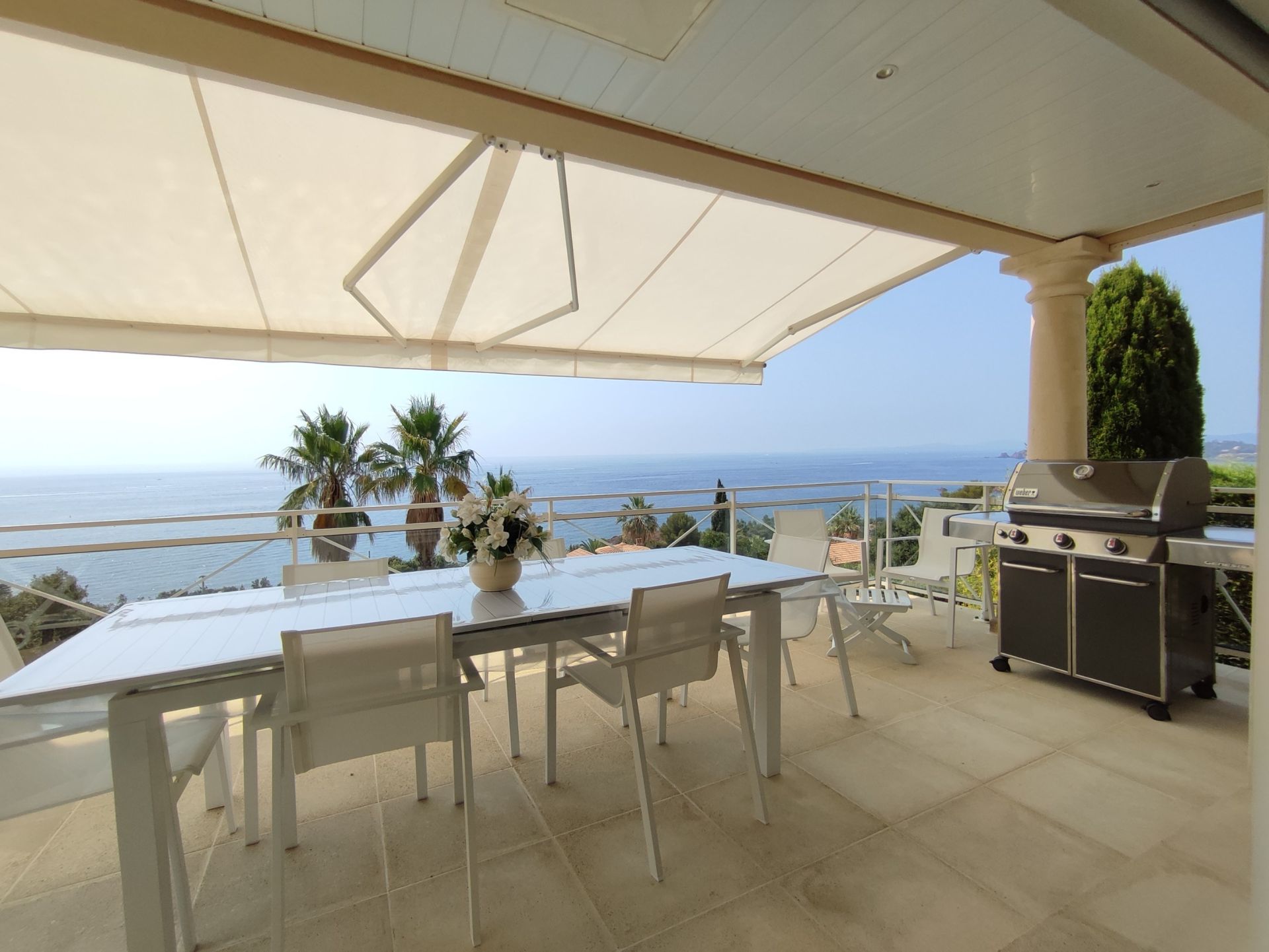 villa de luxe 7 Pièces en vente sur ANTHEOR (83530)