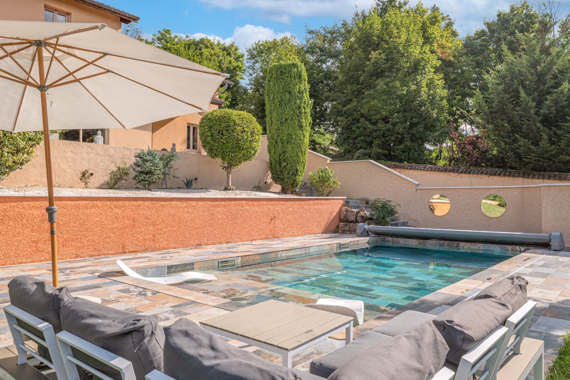 luxury house 7 Rooms for sale on STE FOY LES LYON (69110)