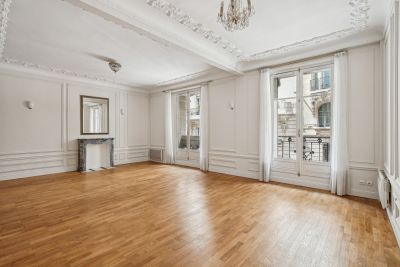 Vente Appartement de luxe Paris 8 5 Pièces 127.3 m²