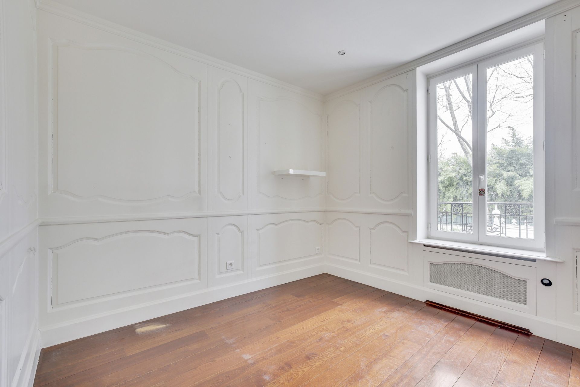 luxury house 7 Rooms for sale on NEUILLY SUR SEINE (92200)