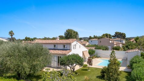 Vente Maison de luxe Six-Fours-les-Plages 7 Pièces 200 m²