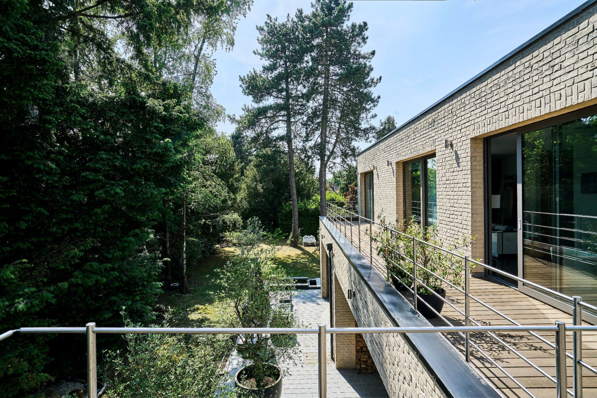 luxury house 5 Rooms for sale on MOUVAUX (59420)