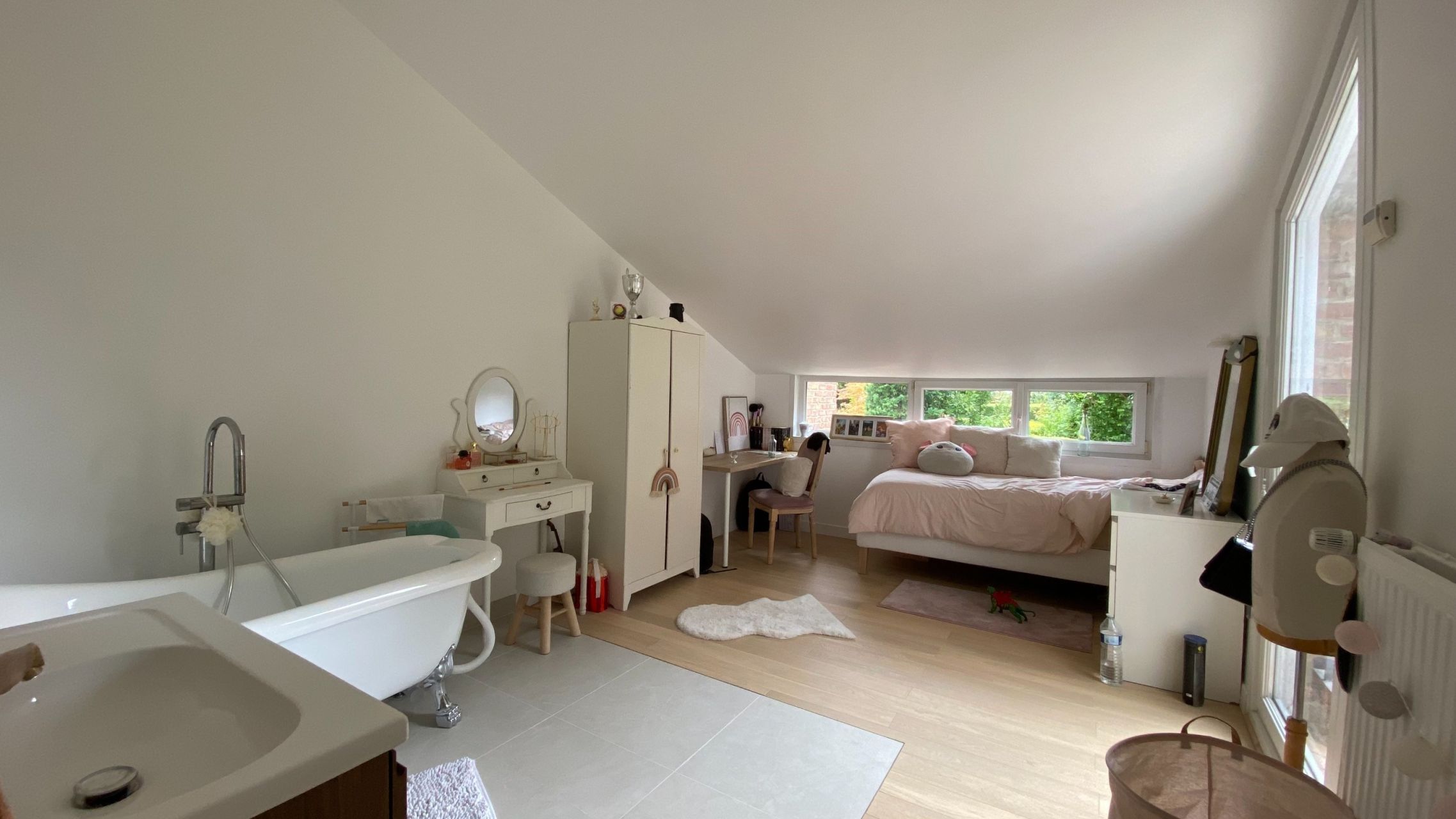 luxury house 5 Rooms for sale on VILLENEUVE D ASCQ (59493)