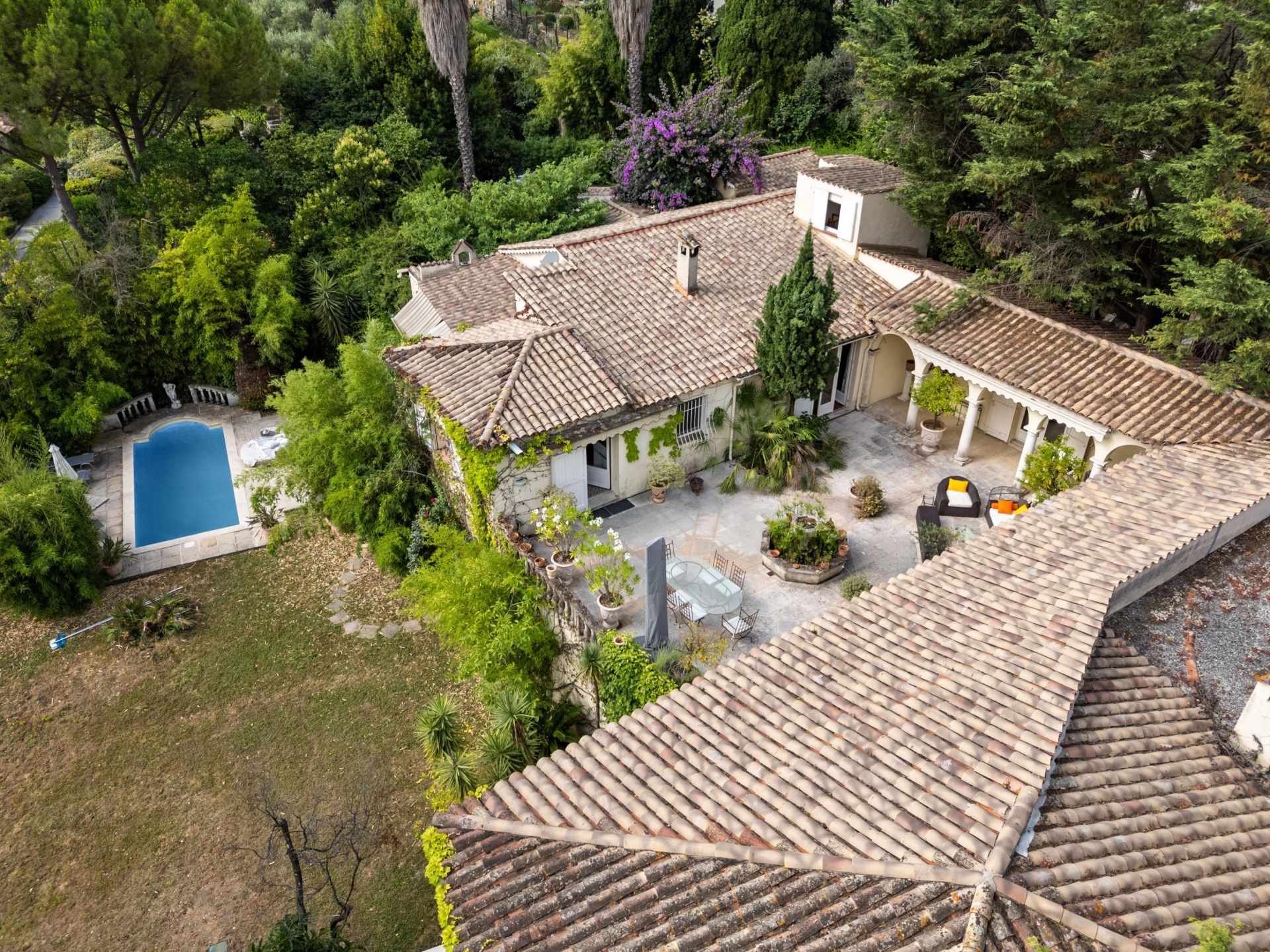 villa de luxe 7 Pièces en vente sur GRASSE (06130)