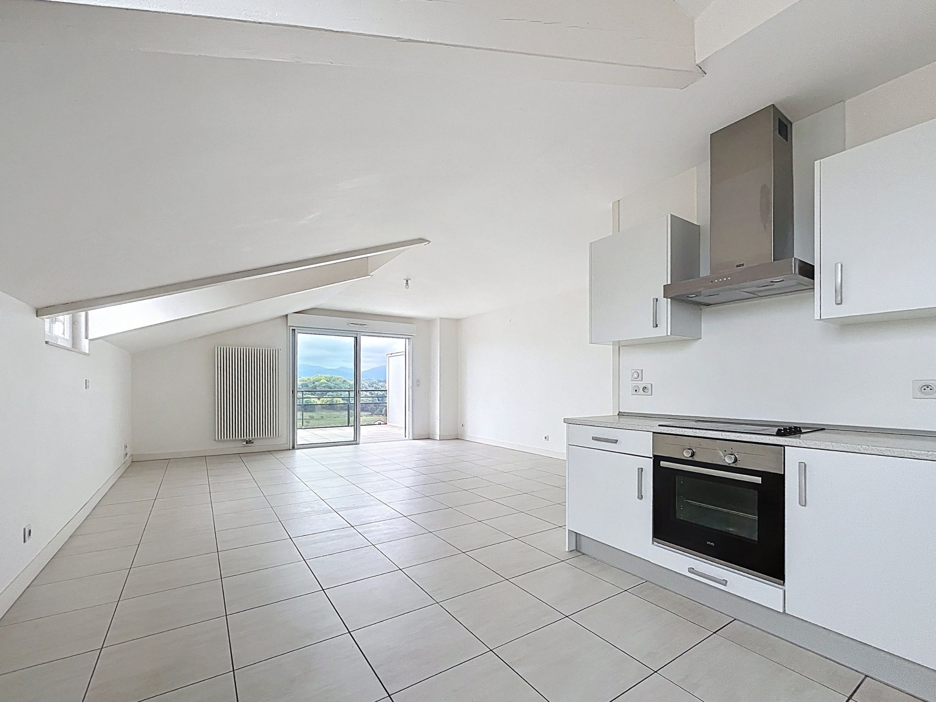 luxury apartment 3 Rooms for sale on ST JEAN DE LUZ (64500)