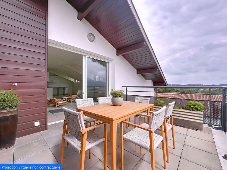 luxury apartment 3 Rooms for sale on ST JEAN DE LUZ (64500)