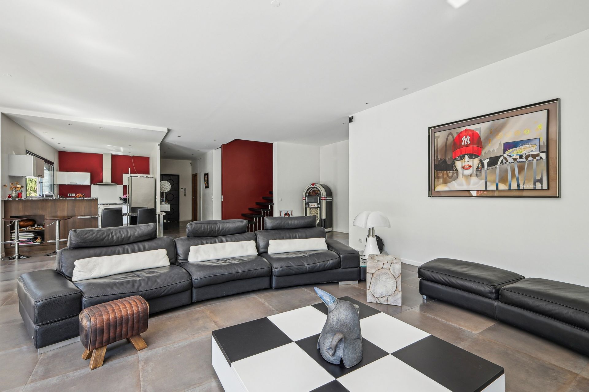 luxury house 7 Rooms for sale on VERRIERES LE BUISSON (91370)