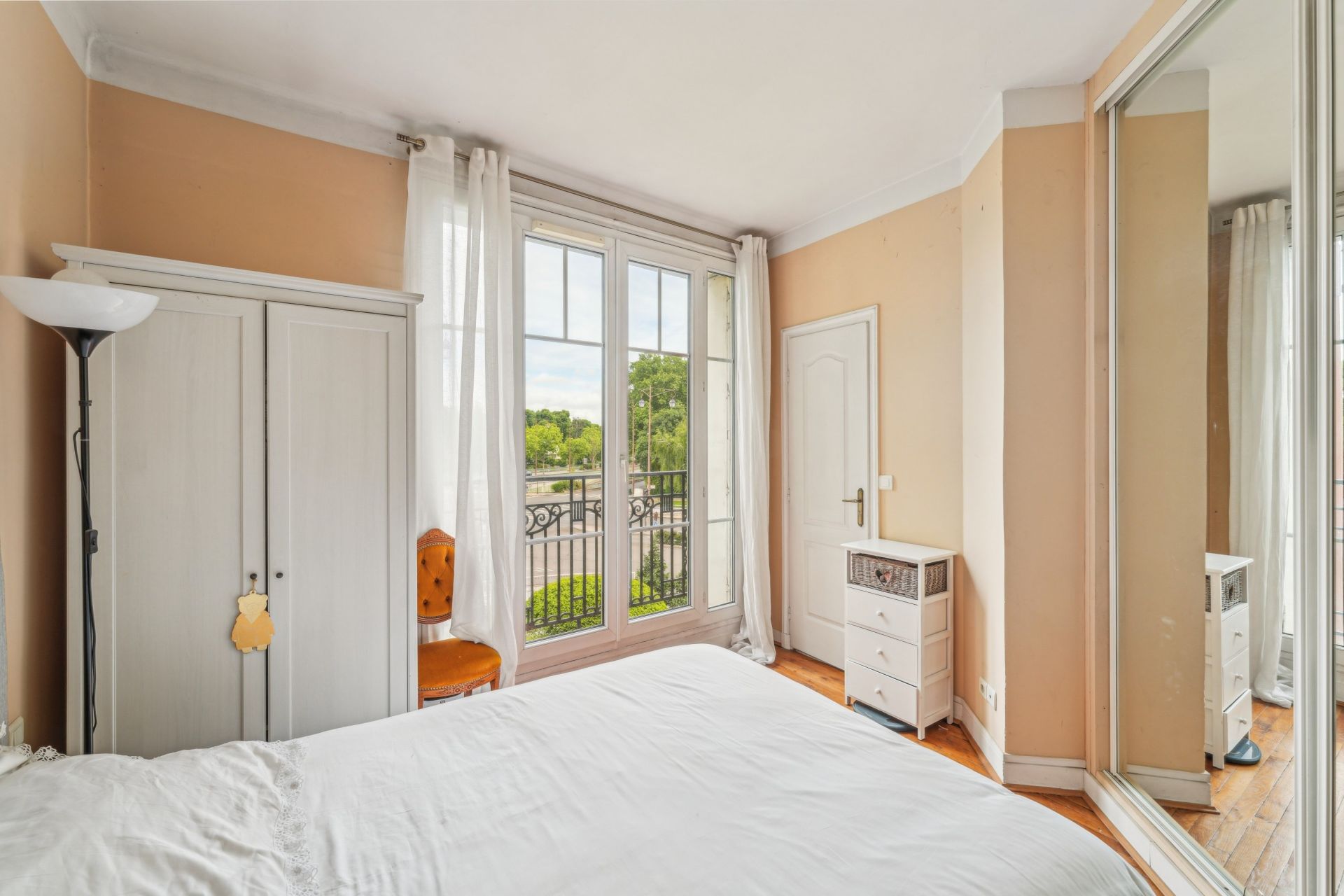luxury apartment 2 Rooms for sale on NEUILLY SUR SEINE (92200)