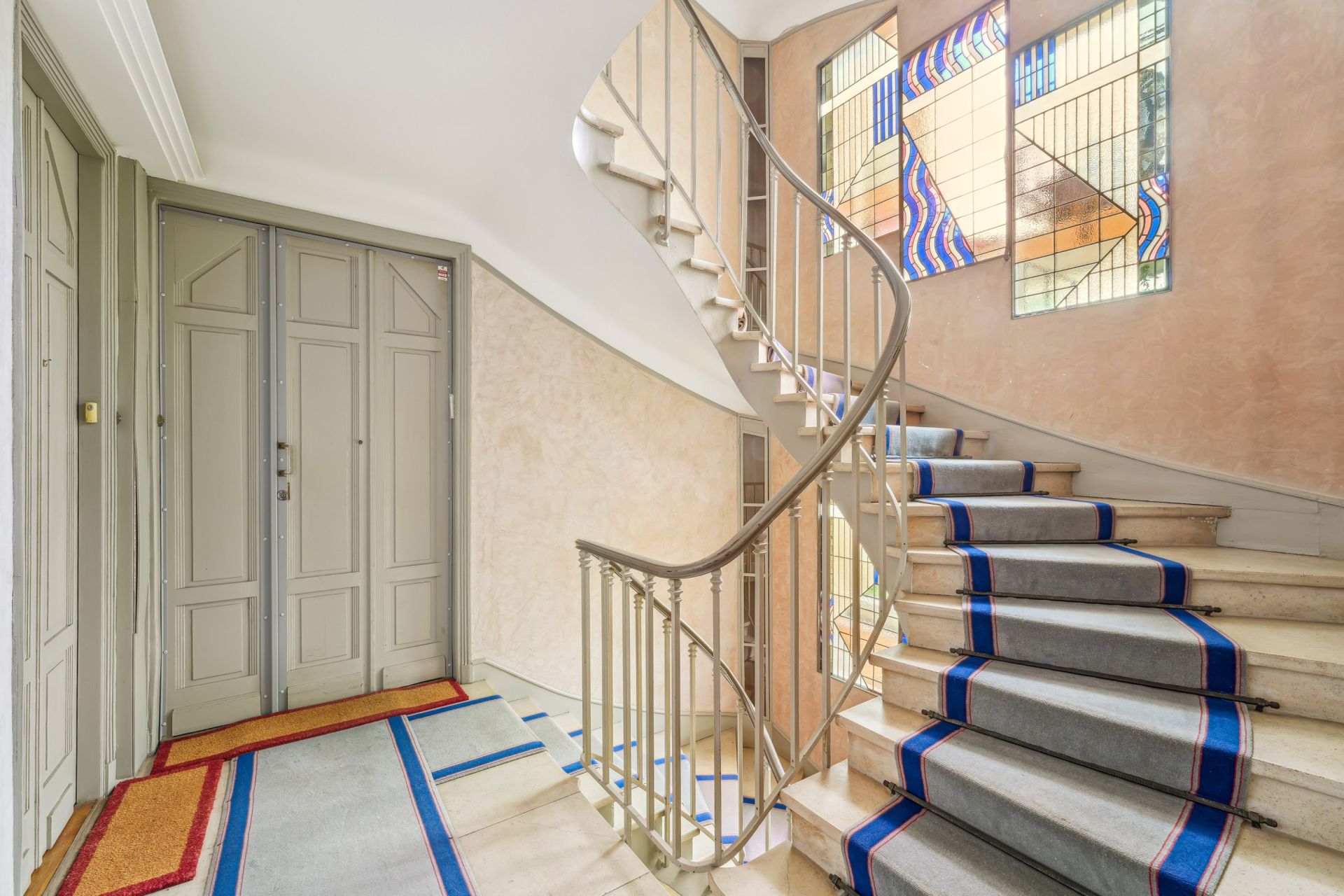 luxury apartment 2 Rooms for sale on NEUILLY SUR SEINE (92200)