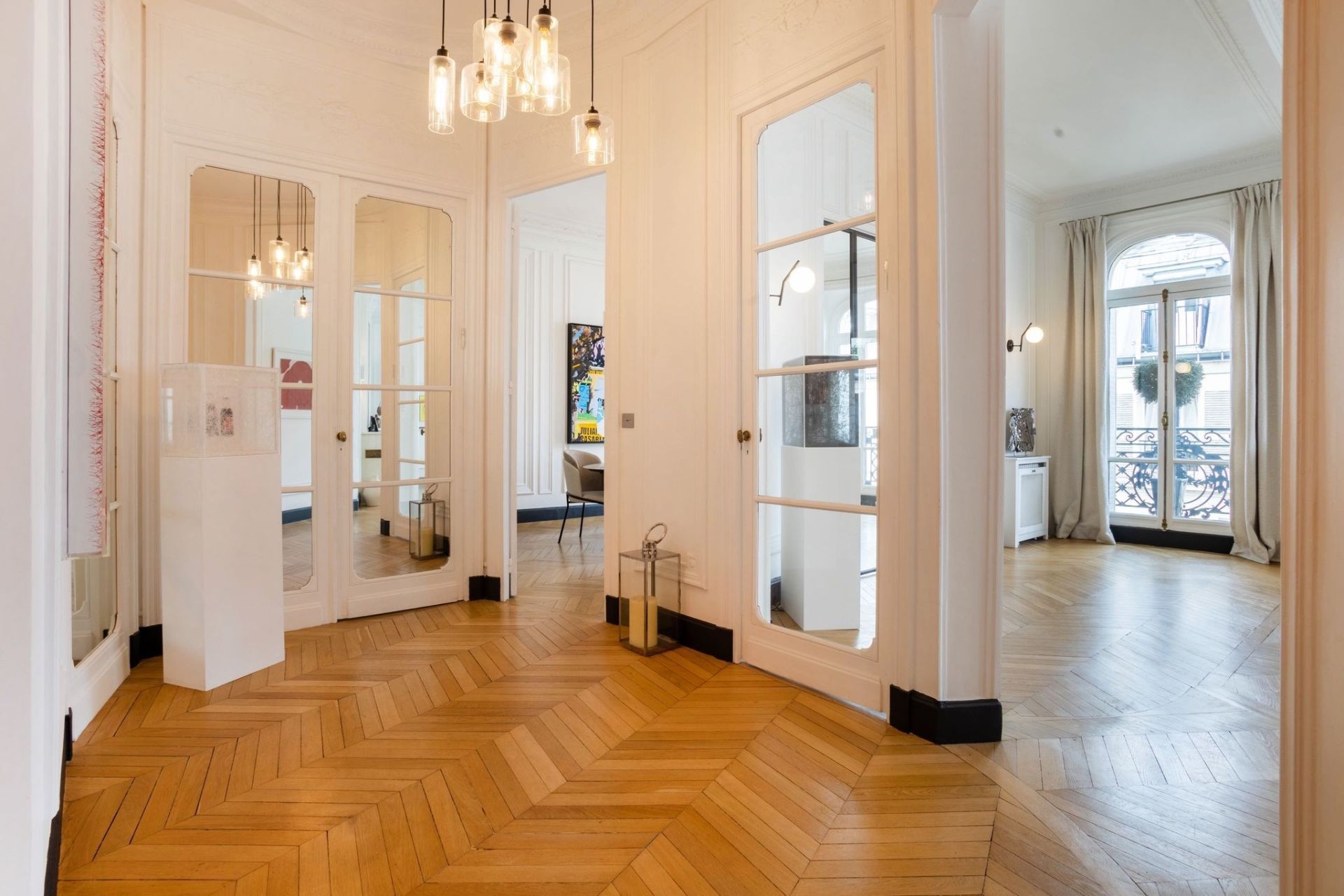 luxury apartment 5 Rooms for rent on PARIS (75017)