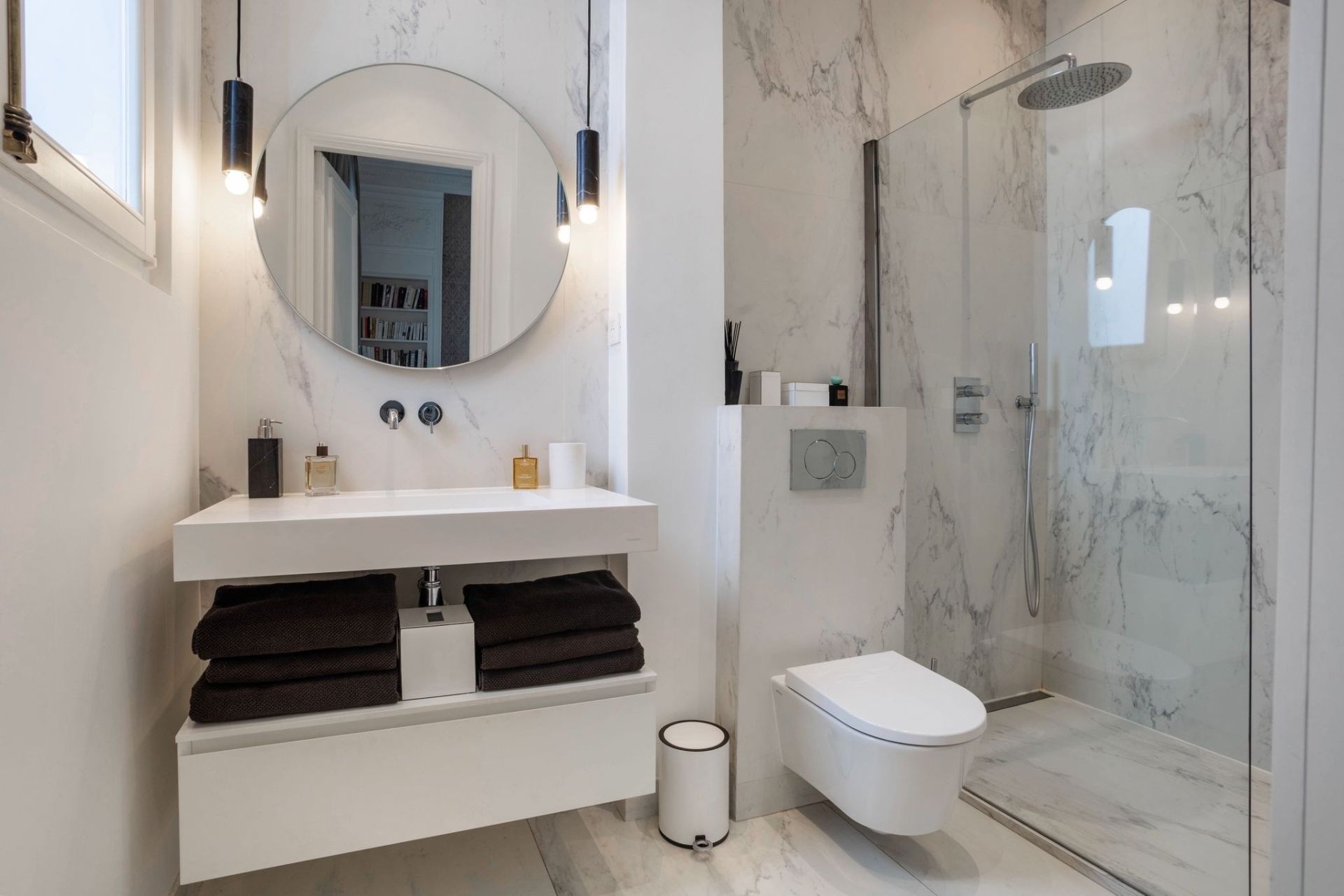 luxury apartment 5 Rooms for rent on PARIS (75017)