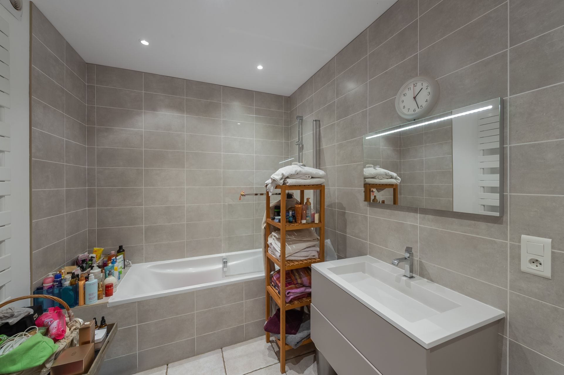 townhouse 5 Rooms for sale on MESSERY (74140)