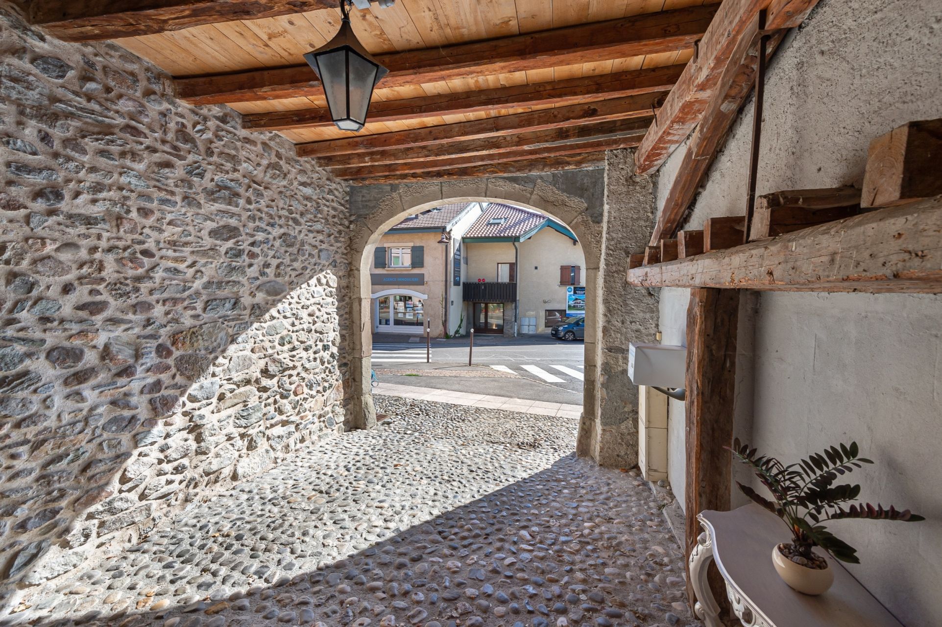 townhouse 5 Rooms for sale on MESSERY (74140)