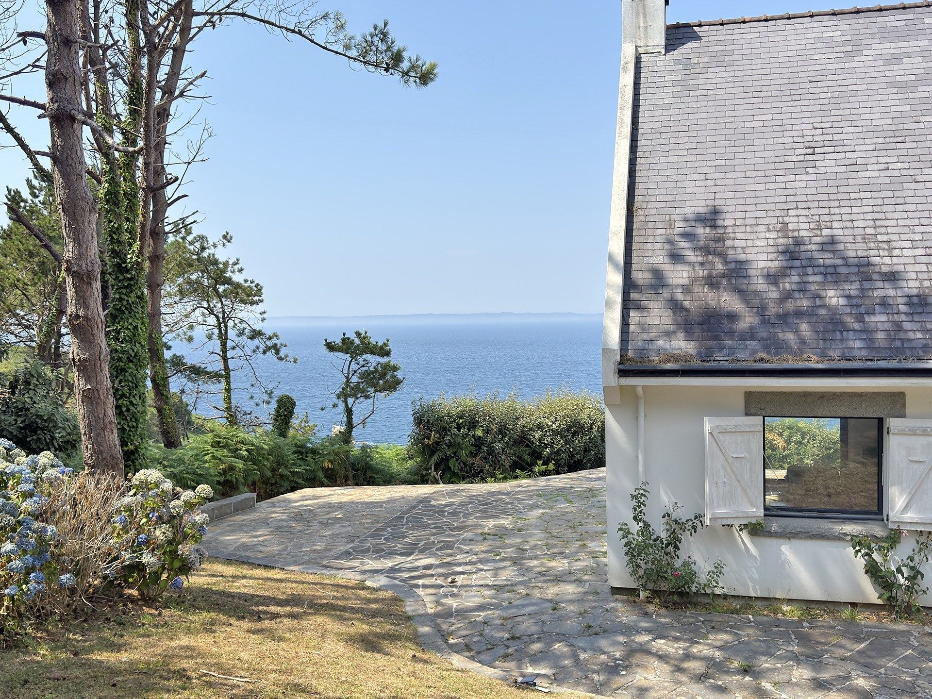 maison de luxe 8 Pièces en vente sur POULLAN SUR MER (29100)