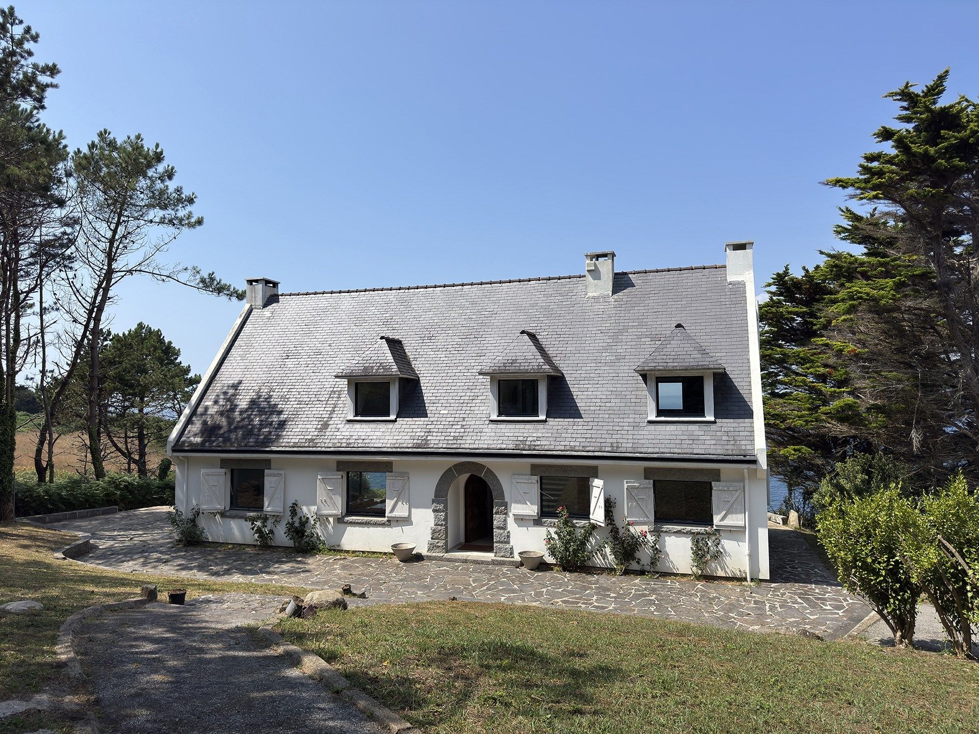 maison de luxe 8 Pièces en vente sur POULLAN SUR MER (29100)