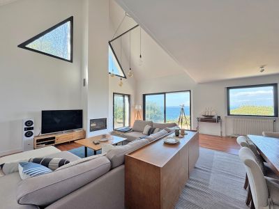 Sale Luxury house Poullan-sur-Mer 8&nbsp;Rooms 170&nbsp;m²
